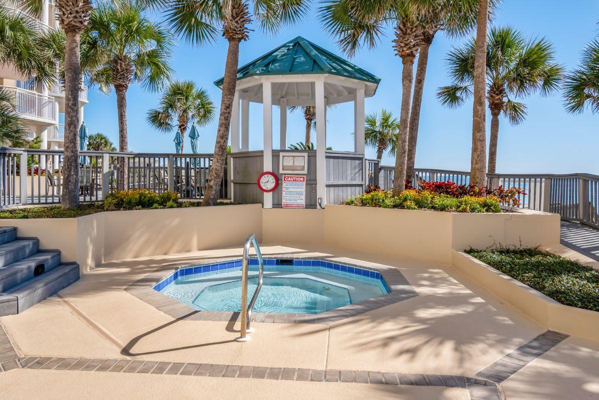 HIDDEN DUNES GRAND VILLAS - Residential