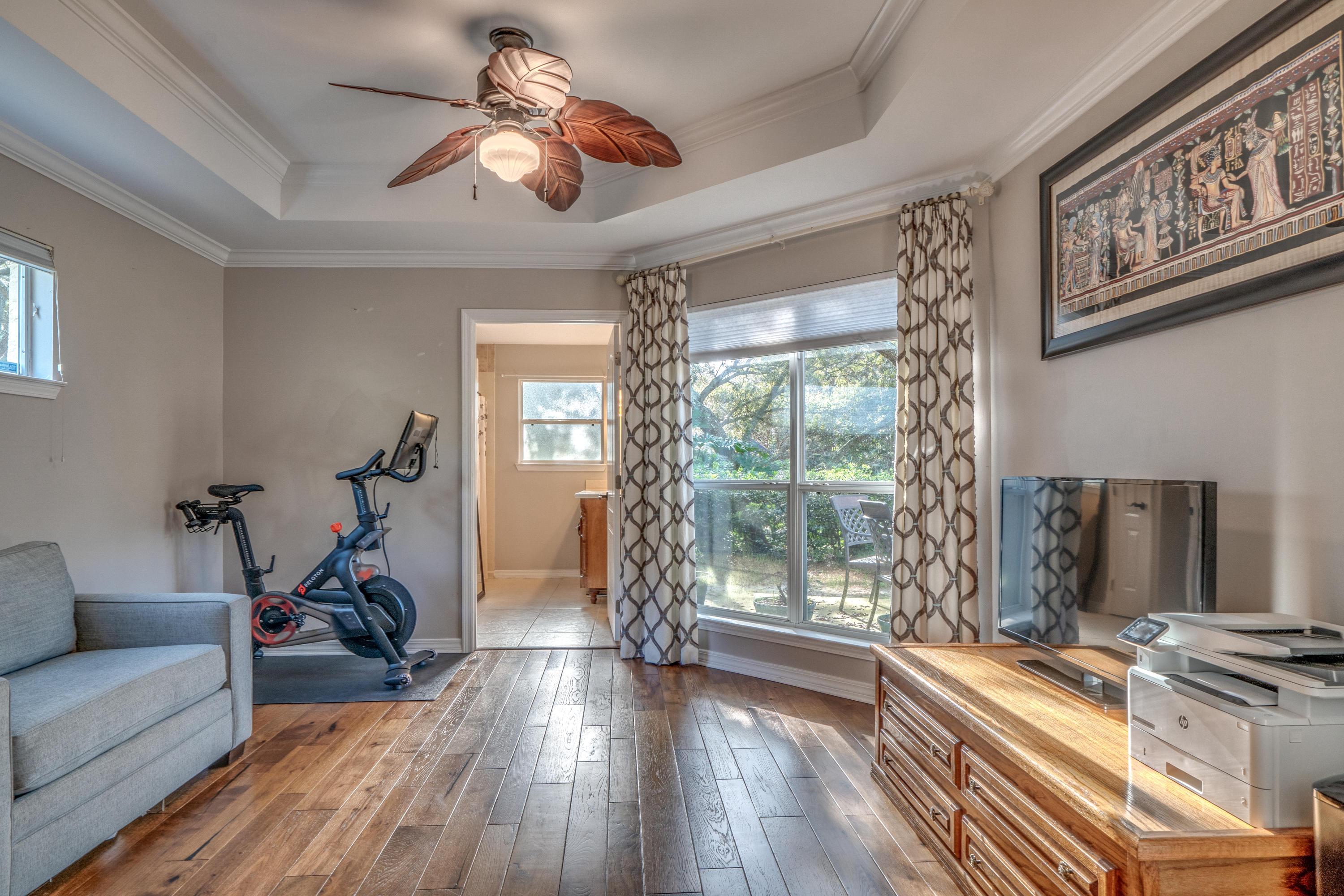 LAKE LORRAINE GARDENS - Residential