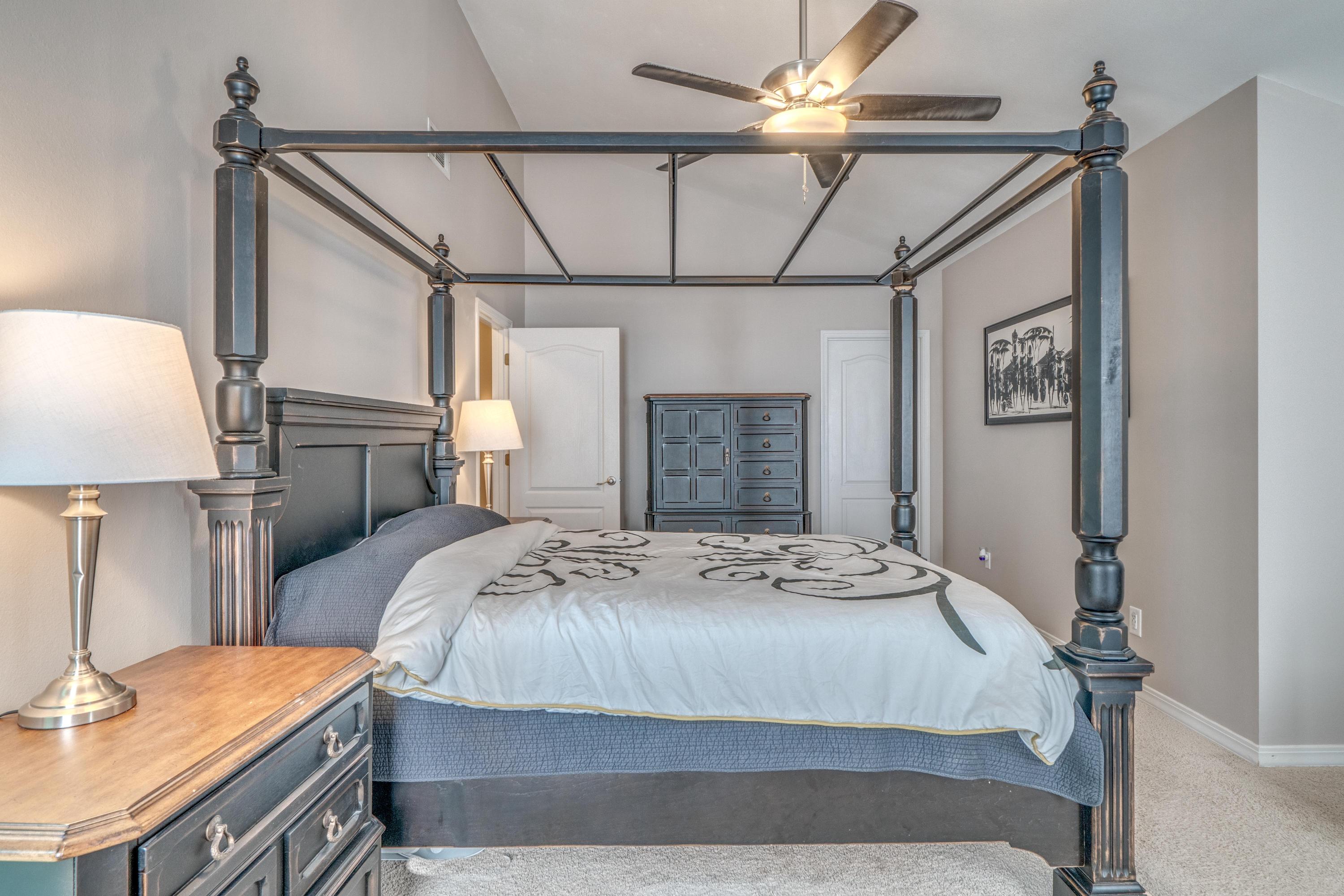 LAKE LORRAINE GARDENS - Residential