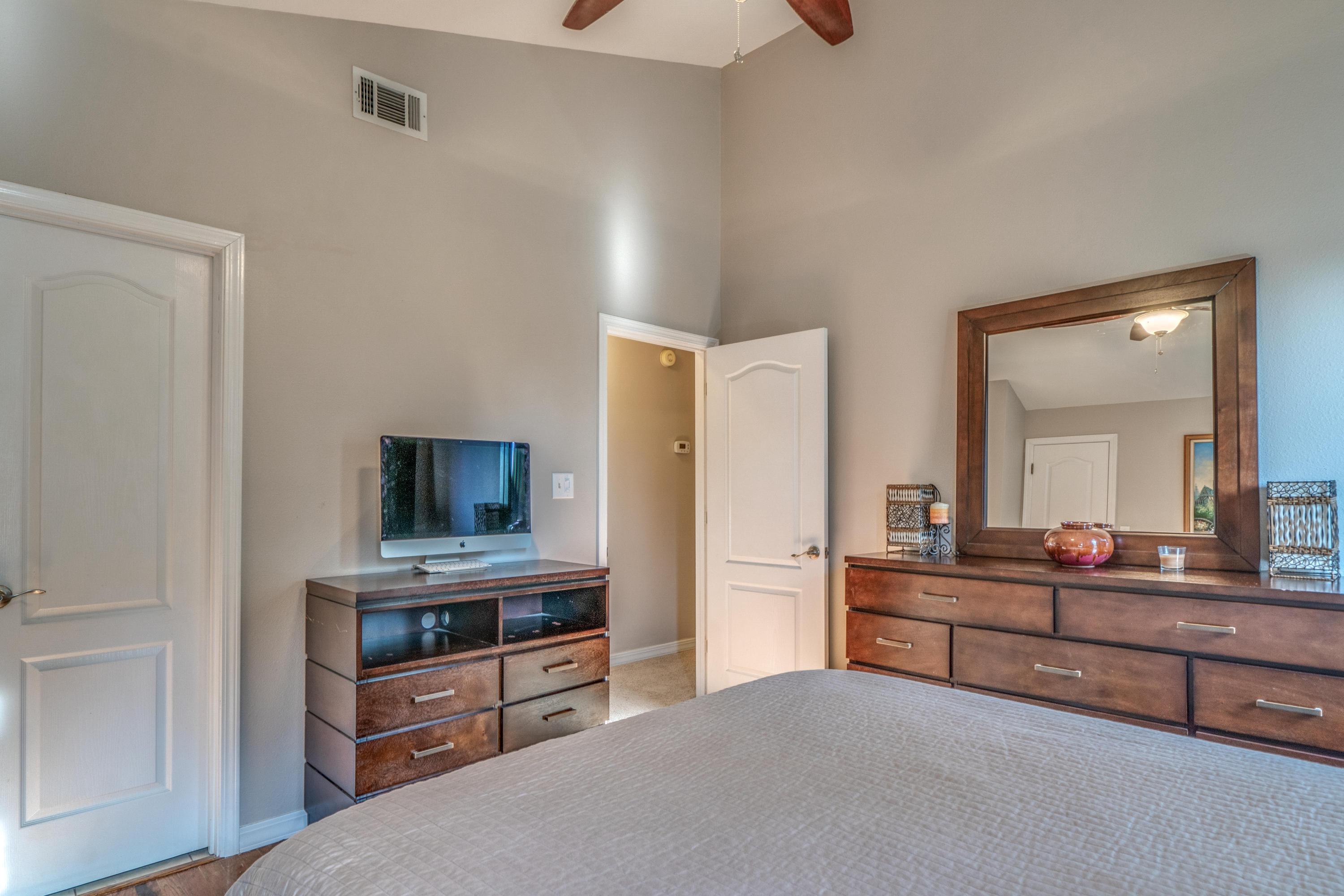 LAKE LORRAINE GARDENS - Residential