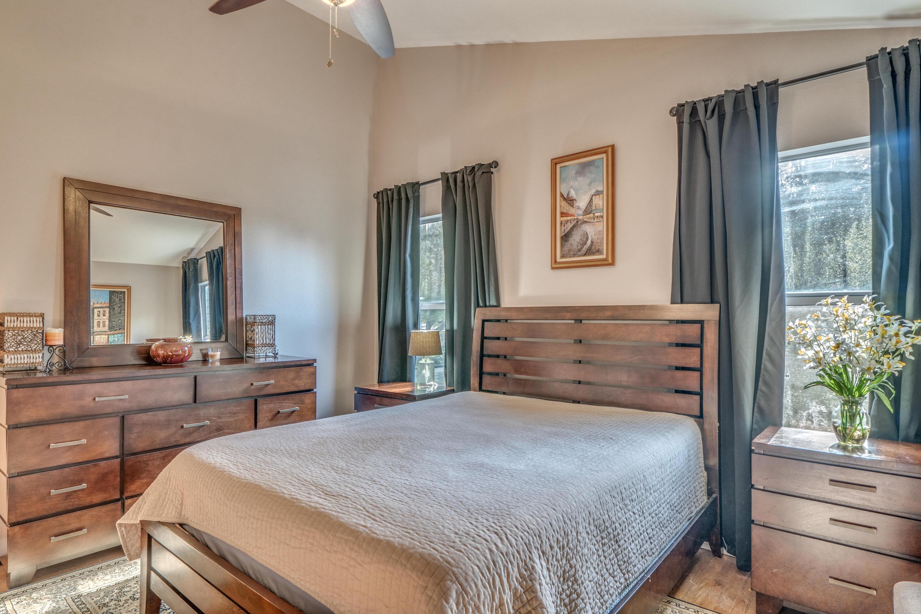 LAKE LORRAINE GARDENS - Residential