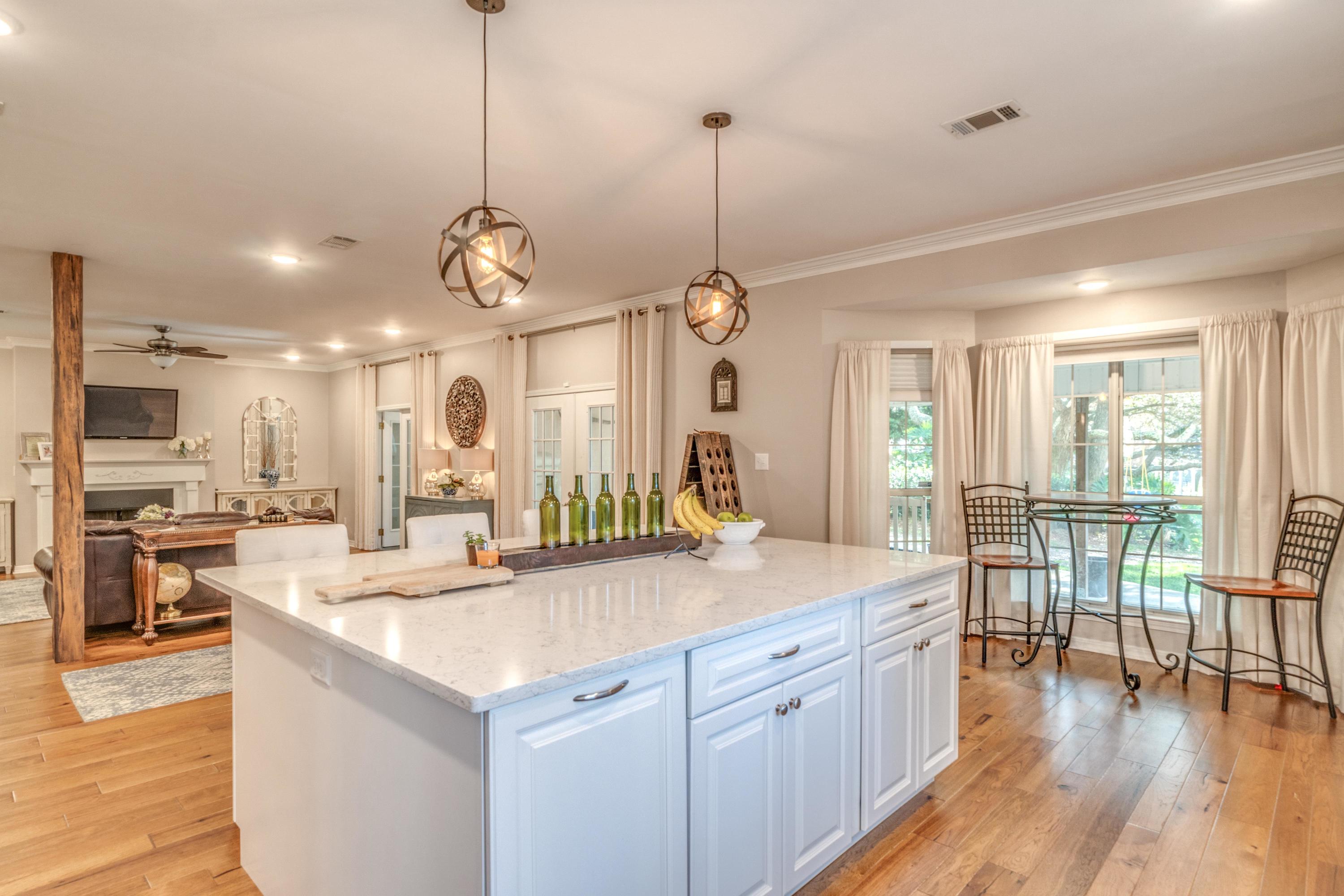 LAKE LORRAINE GARDENS - Residential