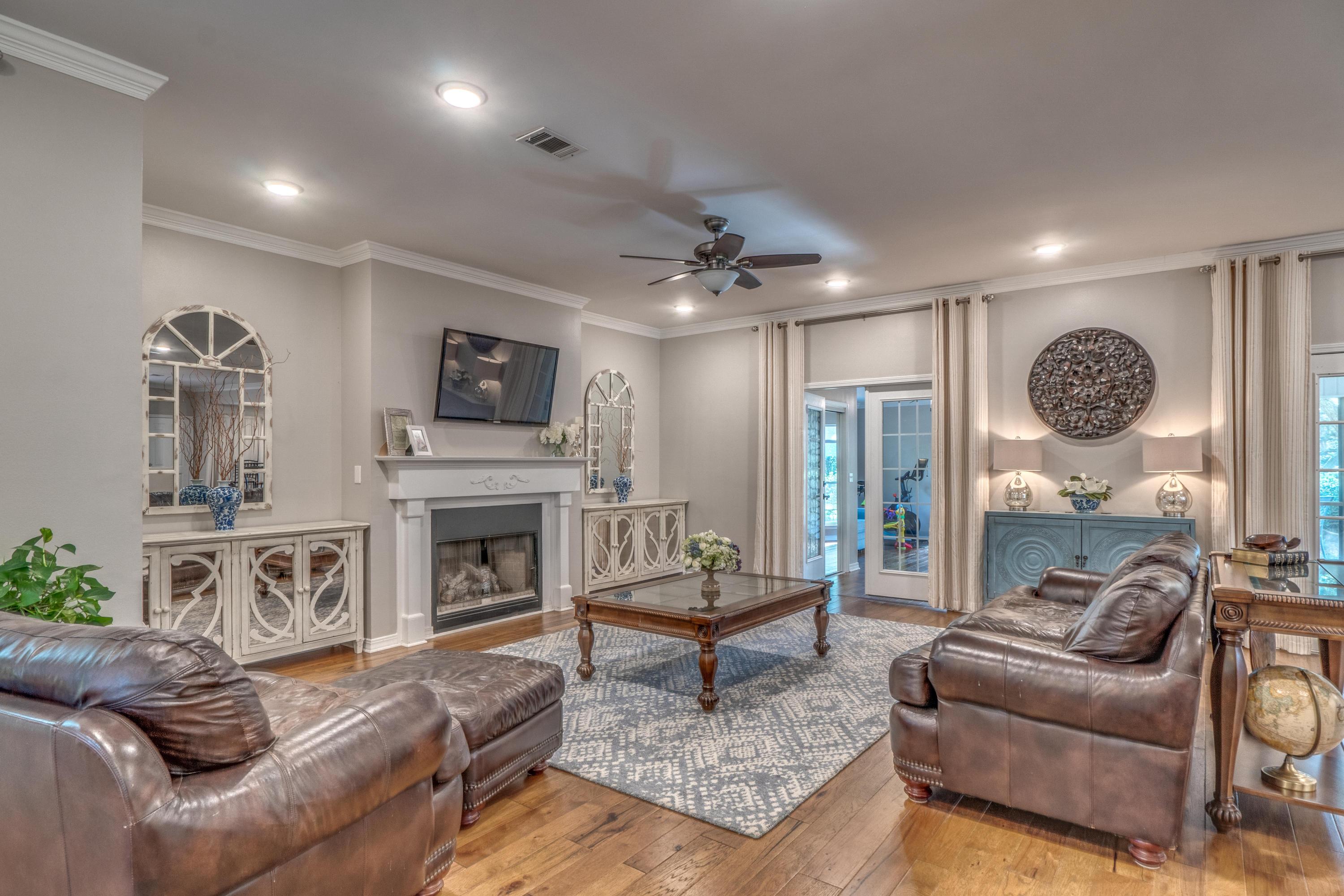 LAKE LORRAINE GARDENS - Residential