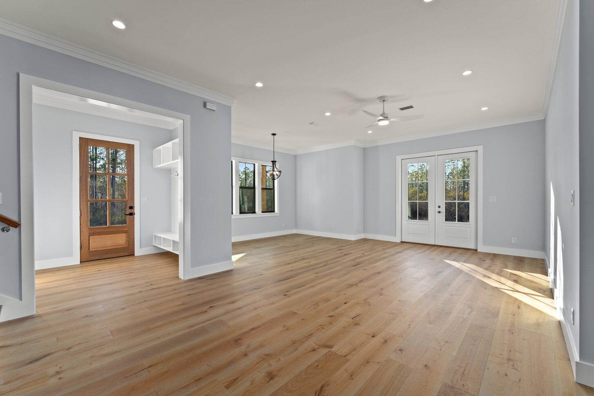 EXCLUSIVE BEACH - Residential