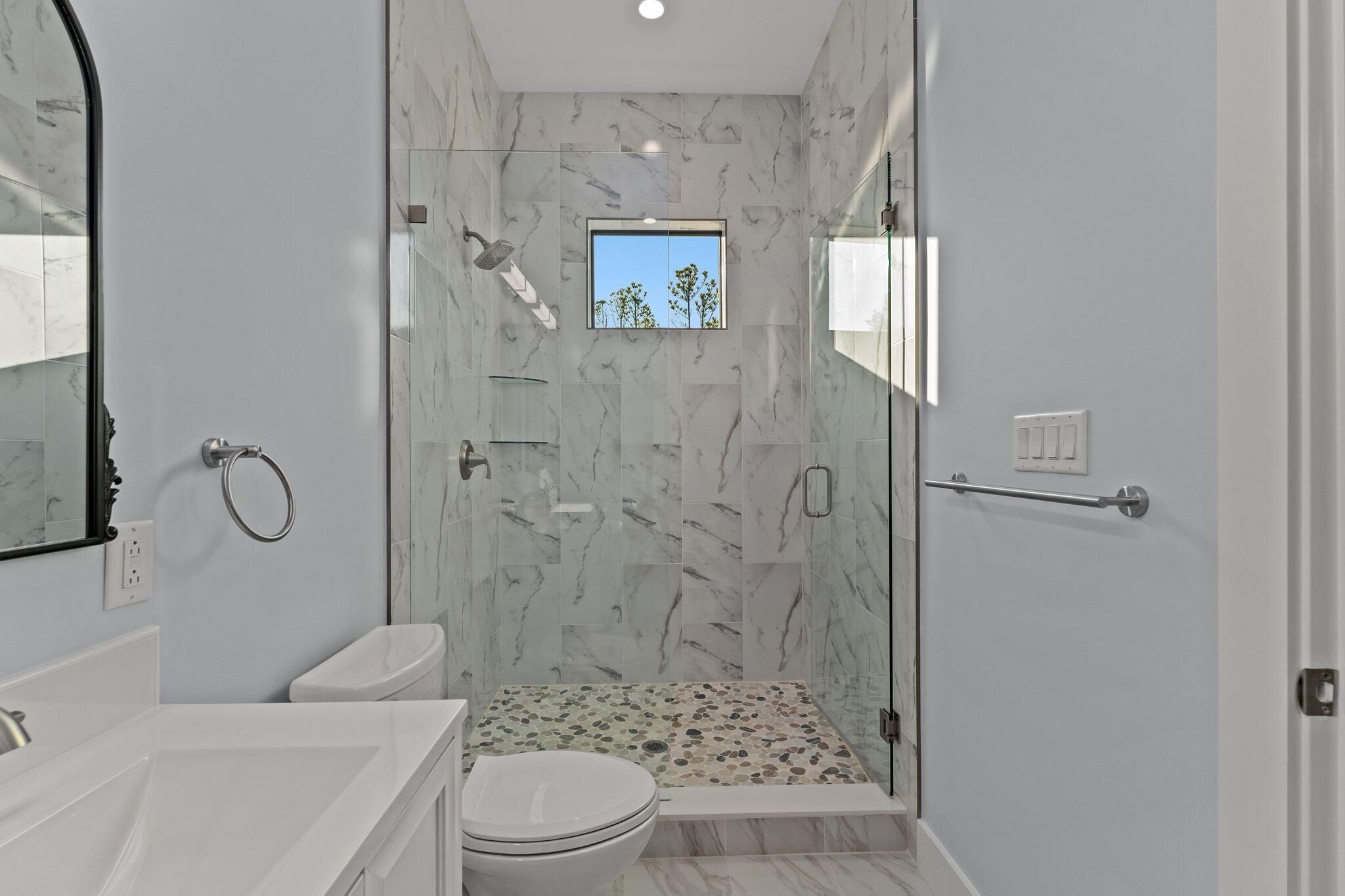 EXCLUSIVE BEACH - Residential