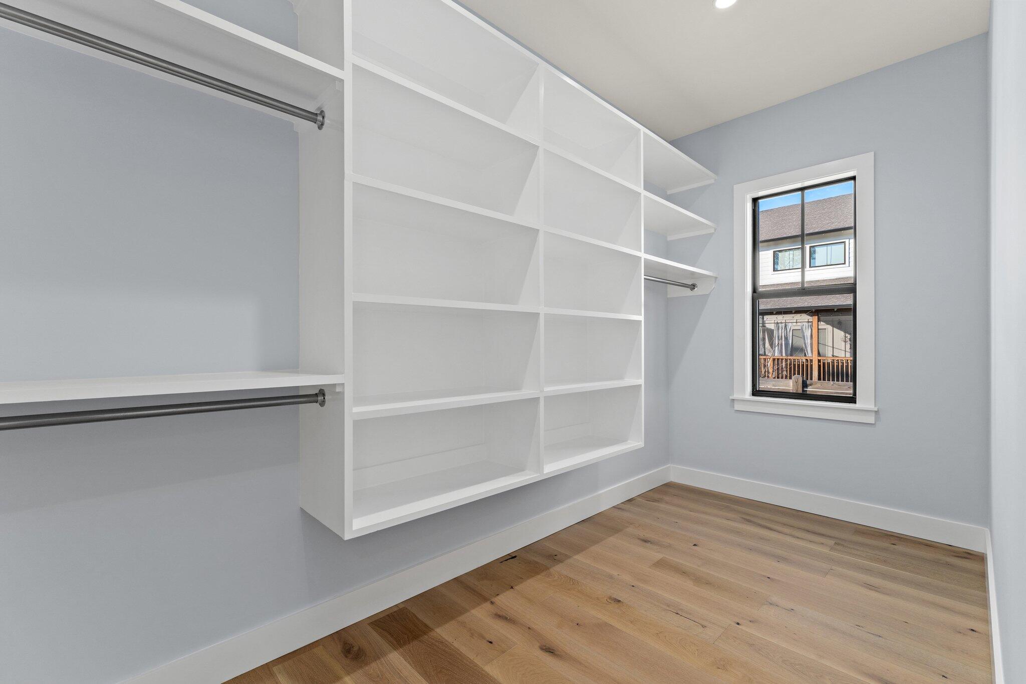 EXCLUSIVE BEACH - Residential