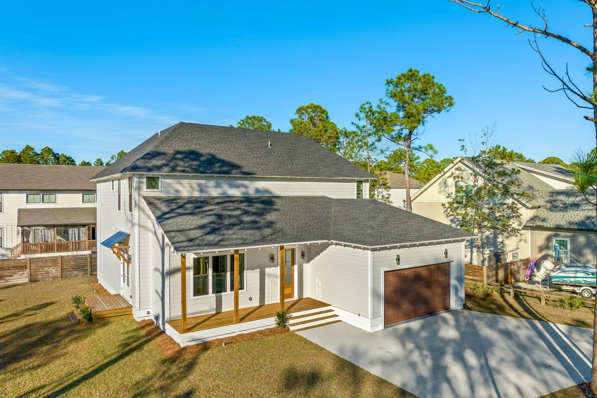 EXCLUSIVE BEACH - Residential