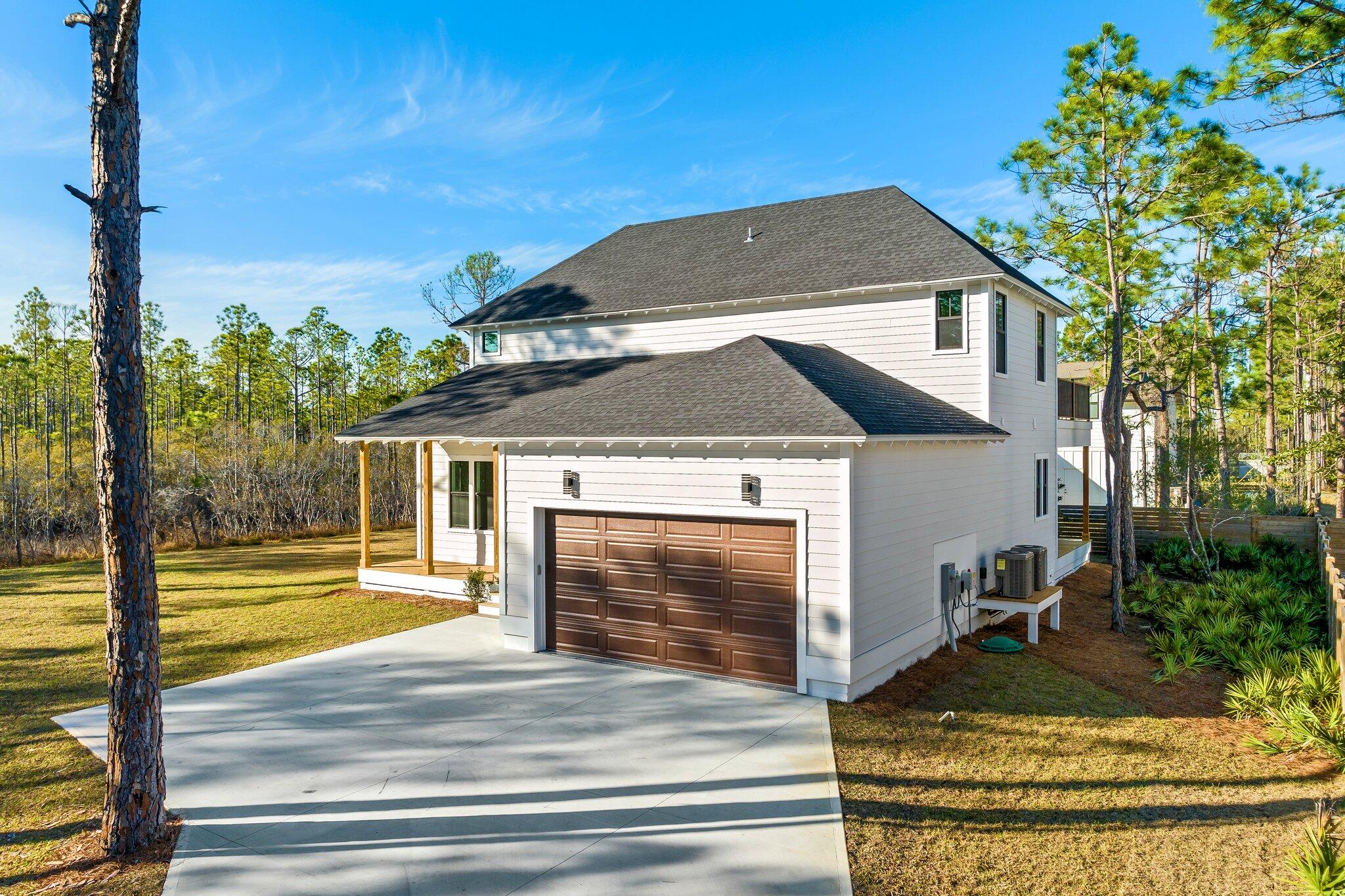 EXCLUSIVE BEACH - Residential