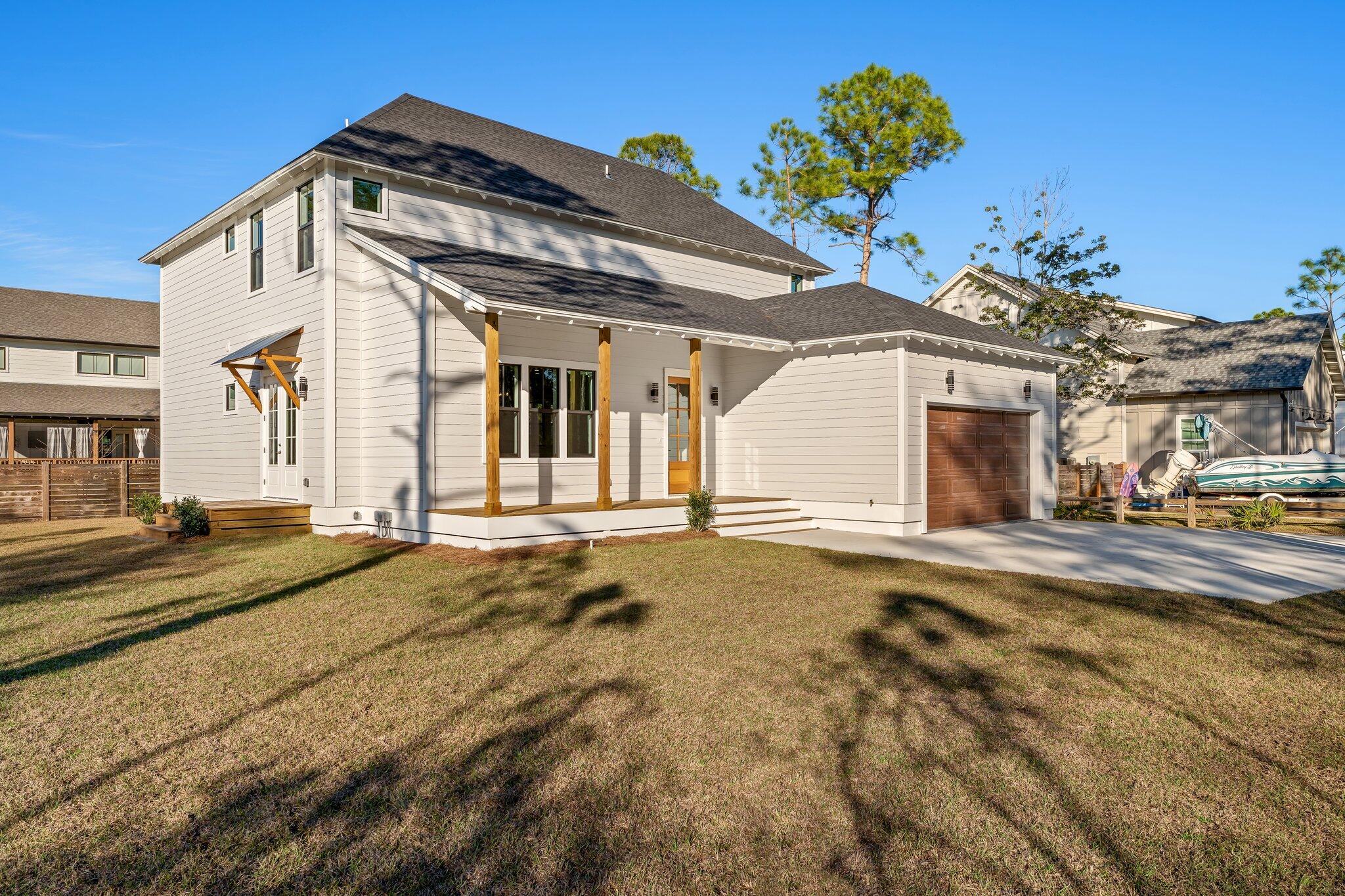 EXCLUSIVE BEACH - Residential