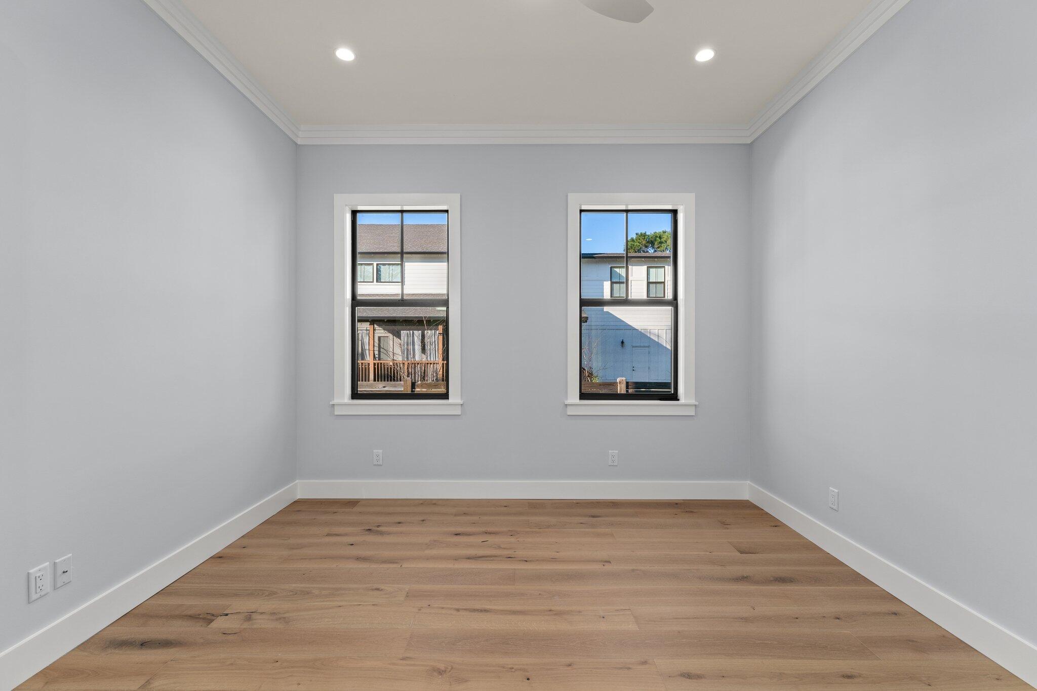 EXCLUSIVE BEACH - Residential