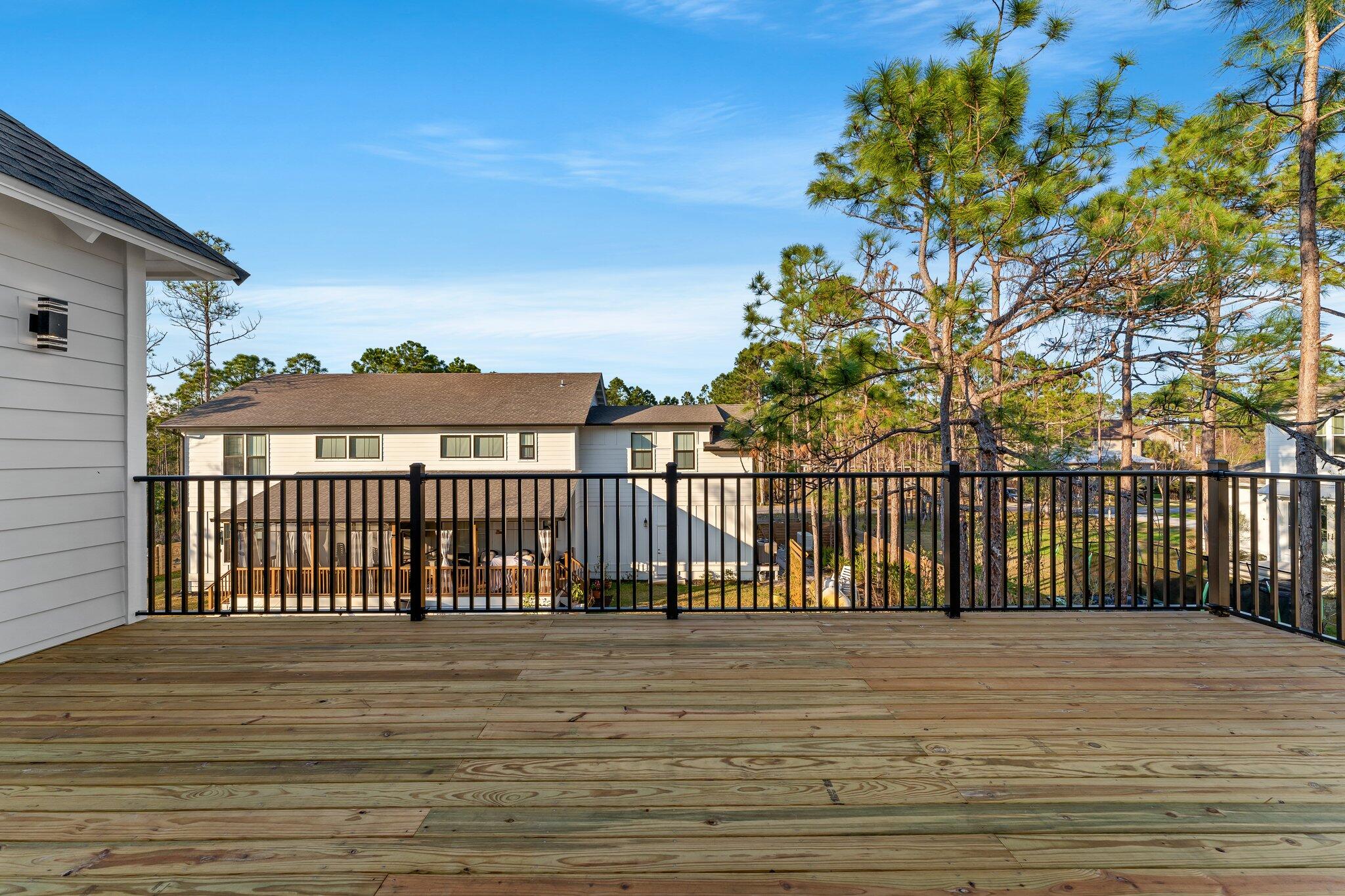 EXCLUSIVE BEACH - Residential