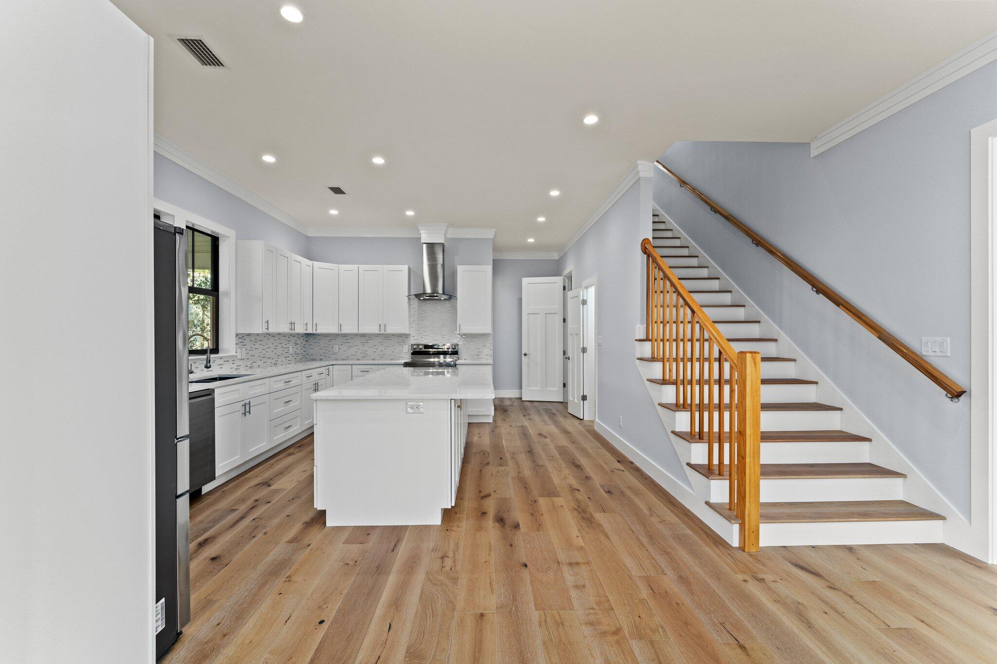 EXCLUSIVE BEACH - Residential