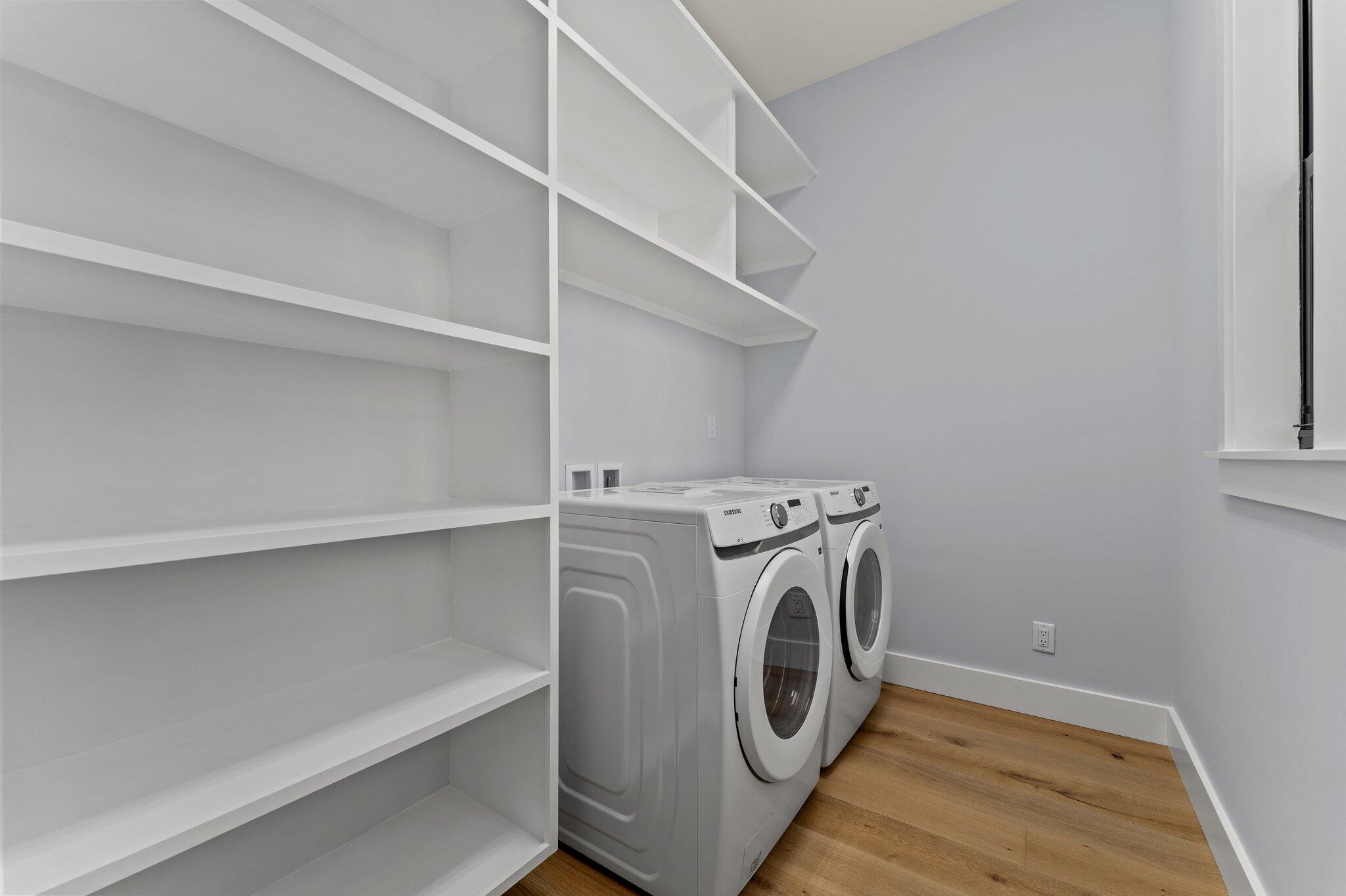 EXCLUSIVE BEACH - Residential