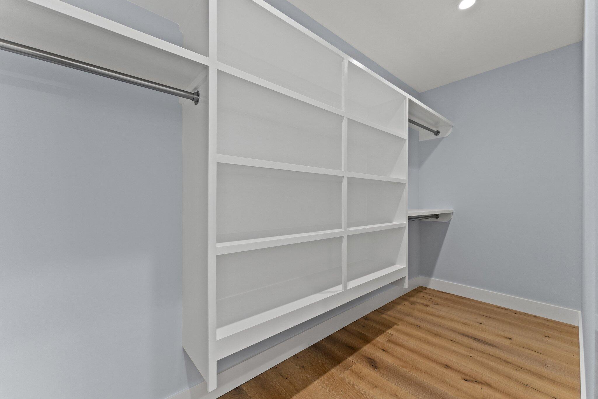 EXCLUSIVE BEACH - Residential