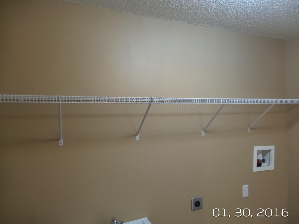 TRIPLE LAKES ESTATES - Residential Lease