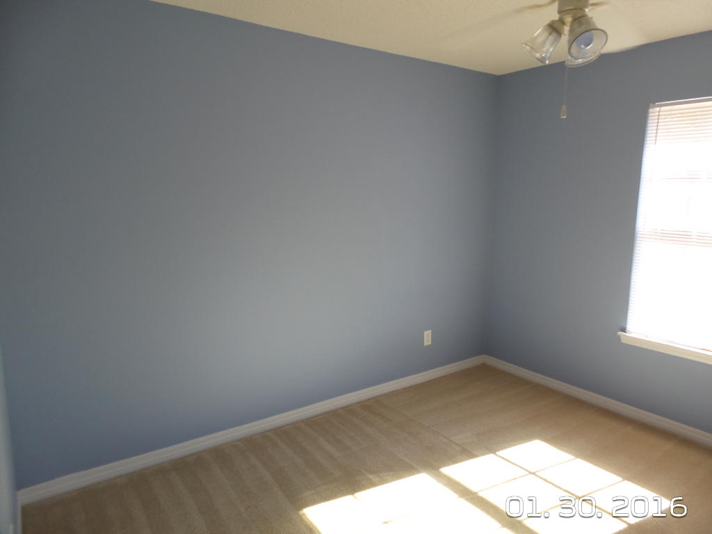 TRIPLE LAKES ESTATES - Residential Lease