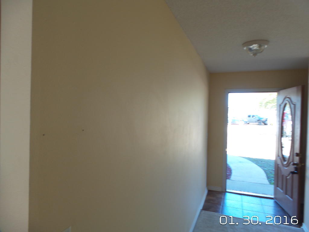 TRIPLE LAKES ESTATES - Residential Lease