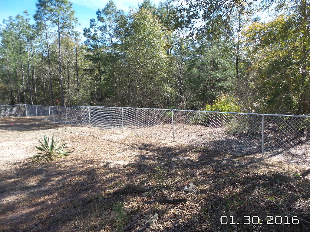 TRIPLE LAKES ESTATES - Residential Lease