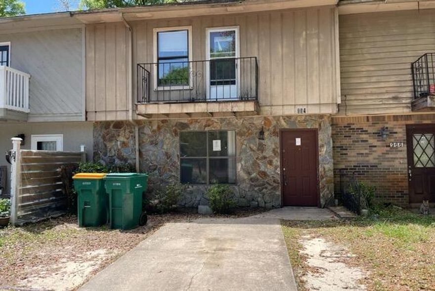 Built in 1983 and in the heart of Fort Walton Beach, this 1518 square foot 3 bedroom 2.5 bath REO townhome is large and ready for an upgrade. Close to bases, shopping, and more, this is a must see if looking for the next project (rental or resale) of something more affordable that equity comes from sweat. Due to repairs, this home will not qualify for most all financing. This property is now active in an online auction. All offers must be submitted through the property's listing page on www.auction.com. The sale will be subject to a 5% buyer's premium pursuant to the Auction Terms and Conditions (minimums may apply). All auction bids will be processed subject to seller approval. . --- Seller's Asking price: $185000.00 --Call today!