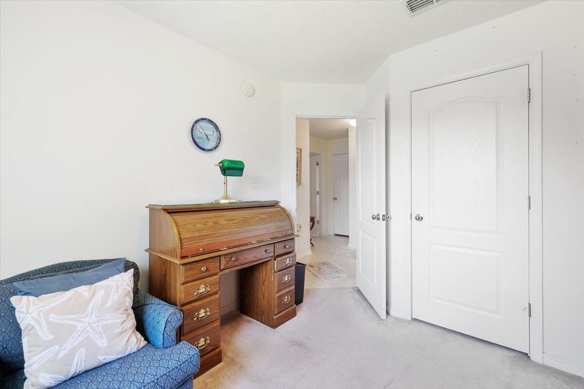 PARADISE RETREAT - Residential