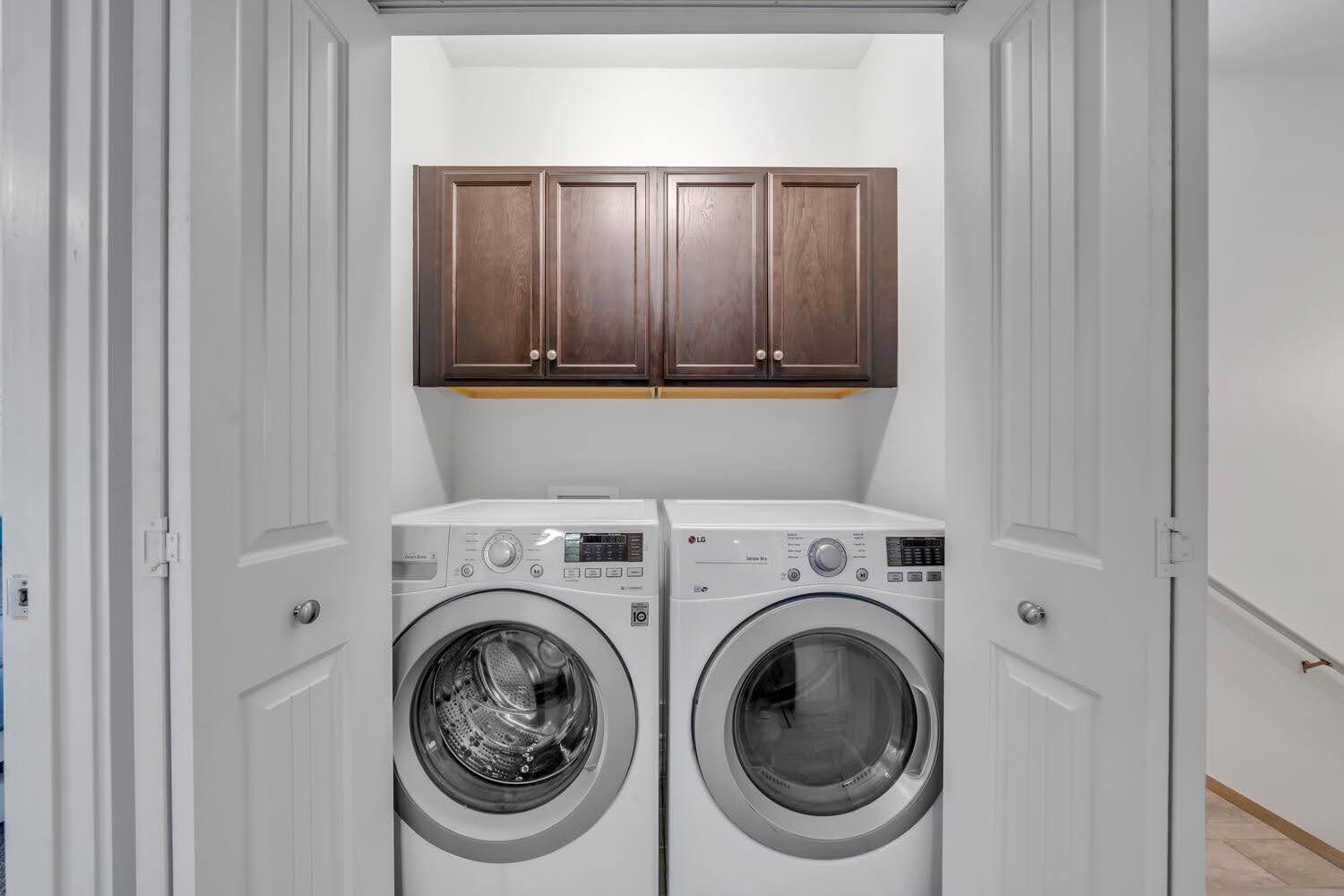 Riley's Bayview - Residential