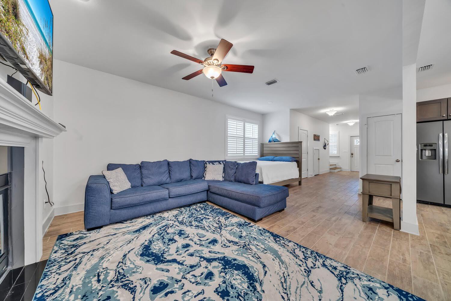 Riley's Bayview - Residential