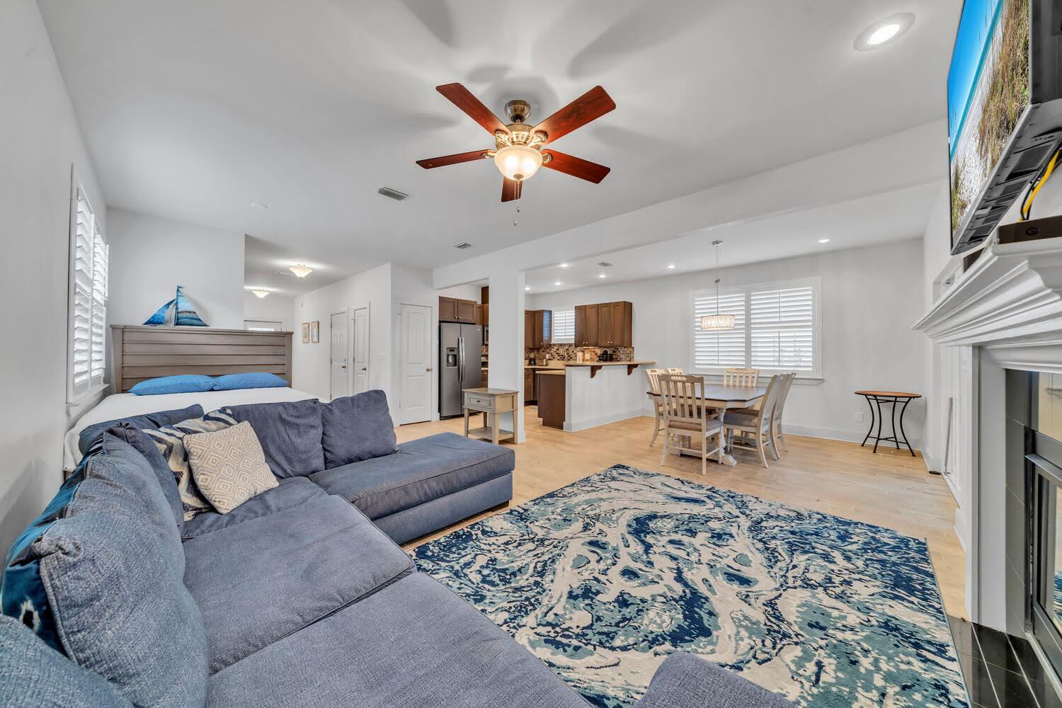 Riley's Bayview - Residential