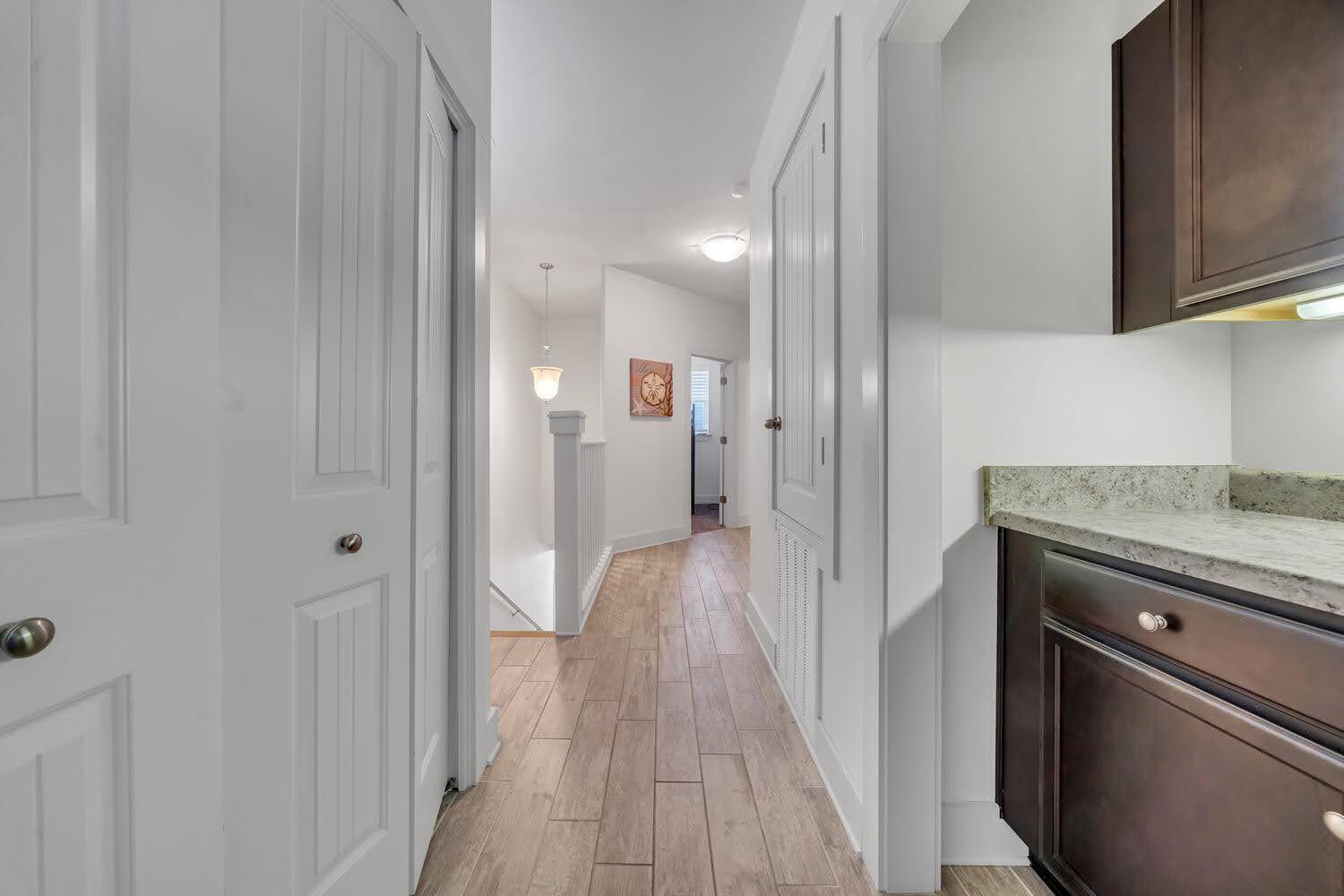 Riley's Bayview - Residential