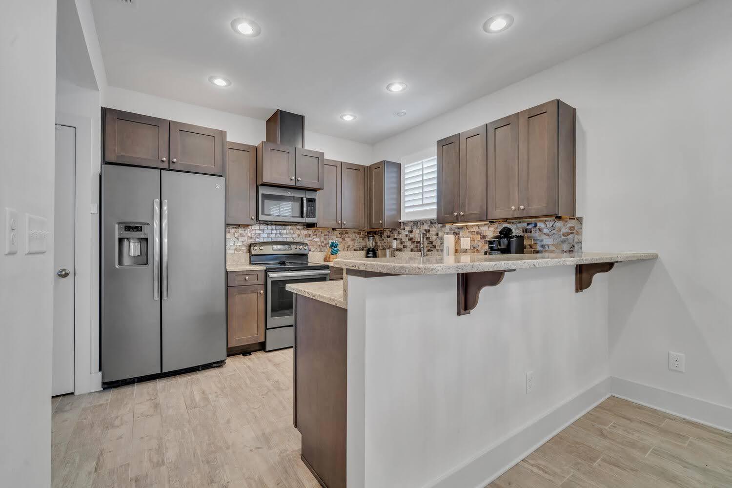 Riley's Bayview - Residential