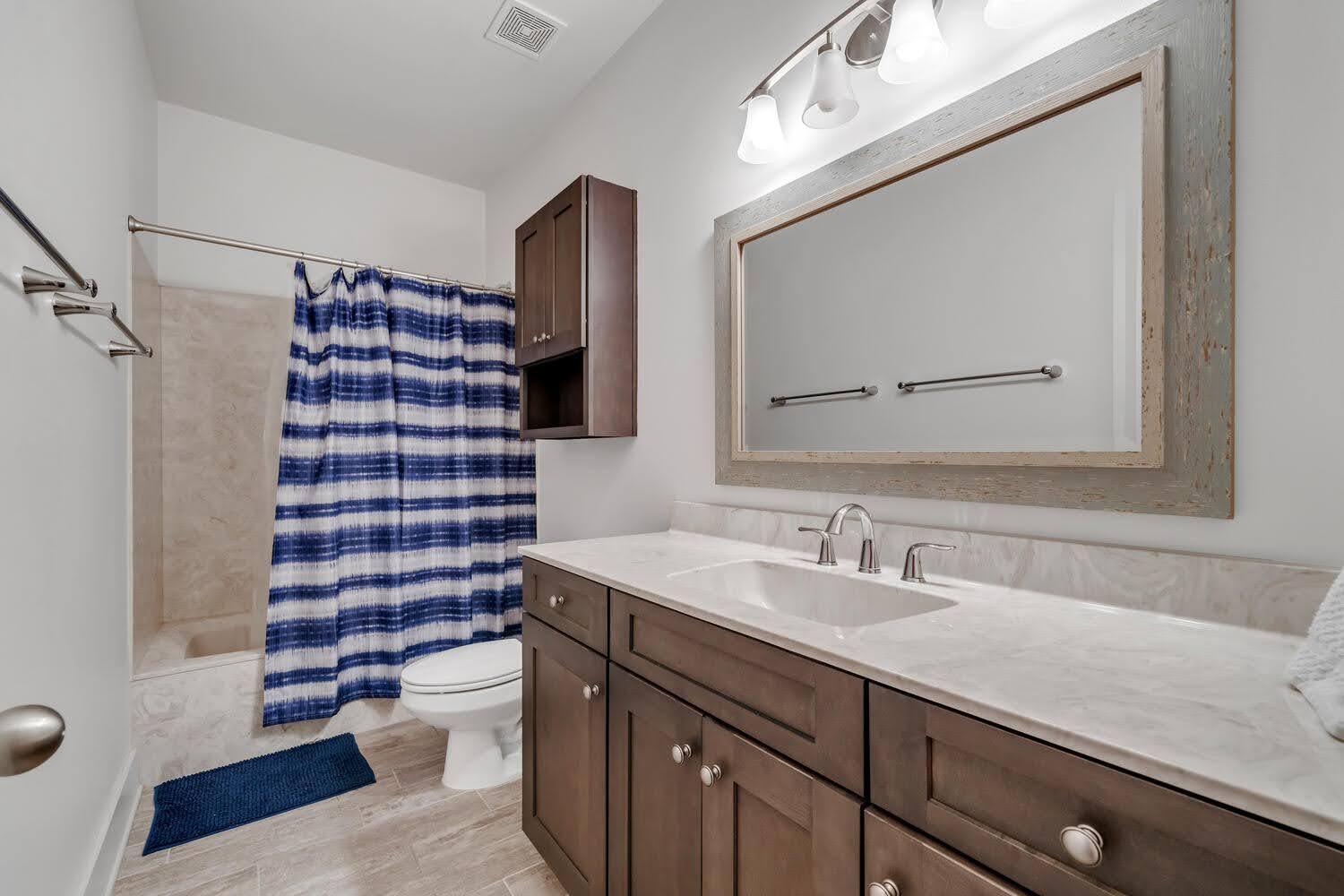 Riley's Bayview - Residential