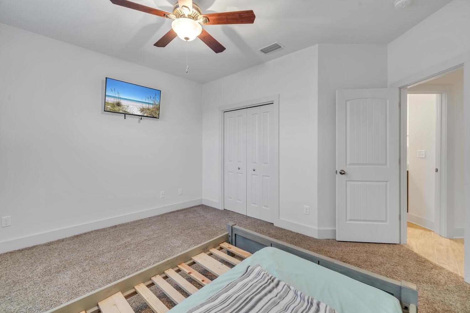 Riley's Bayview - Residential