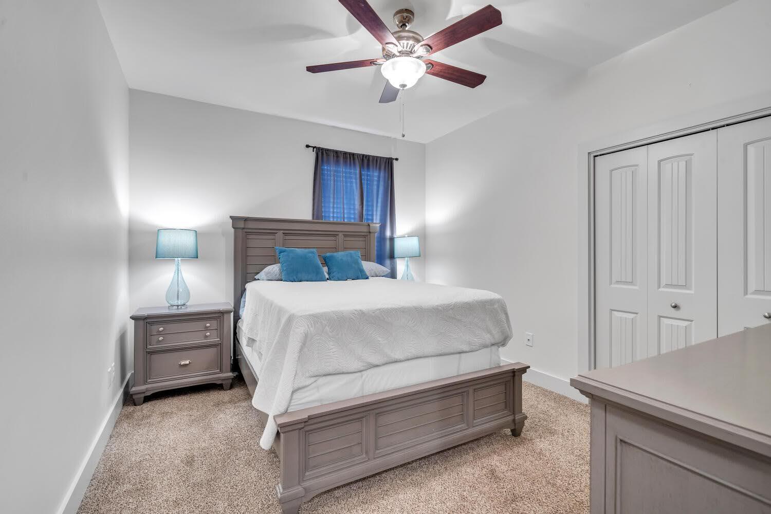 Riley's Bayview - Residential