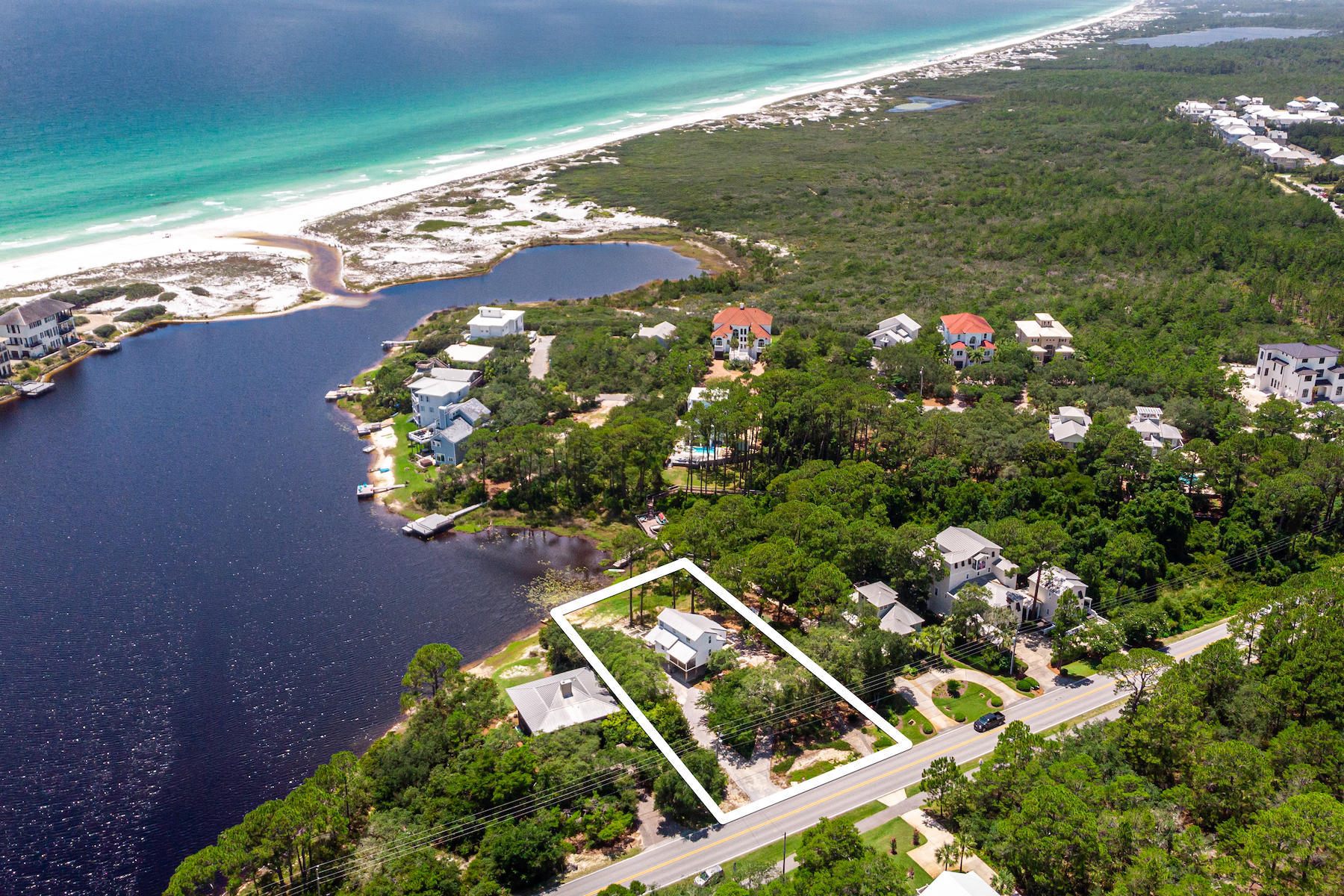 BEACH HIGHLAND - Residential