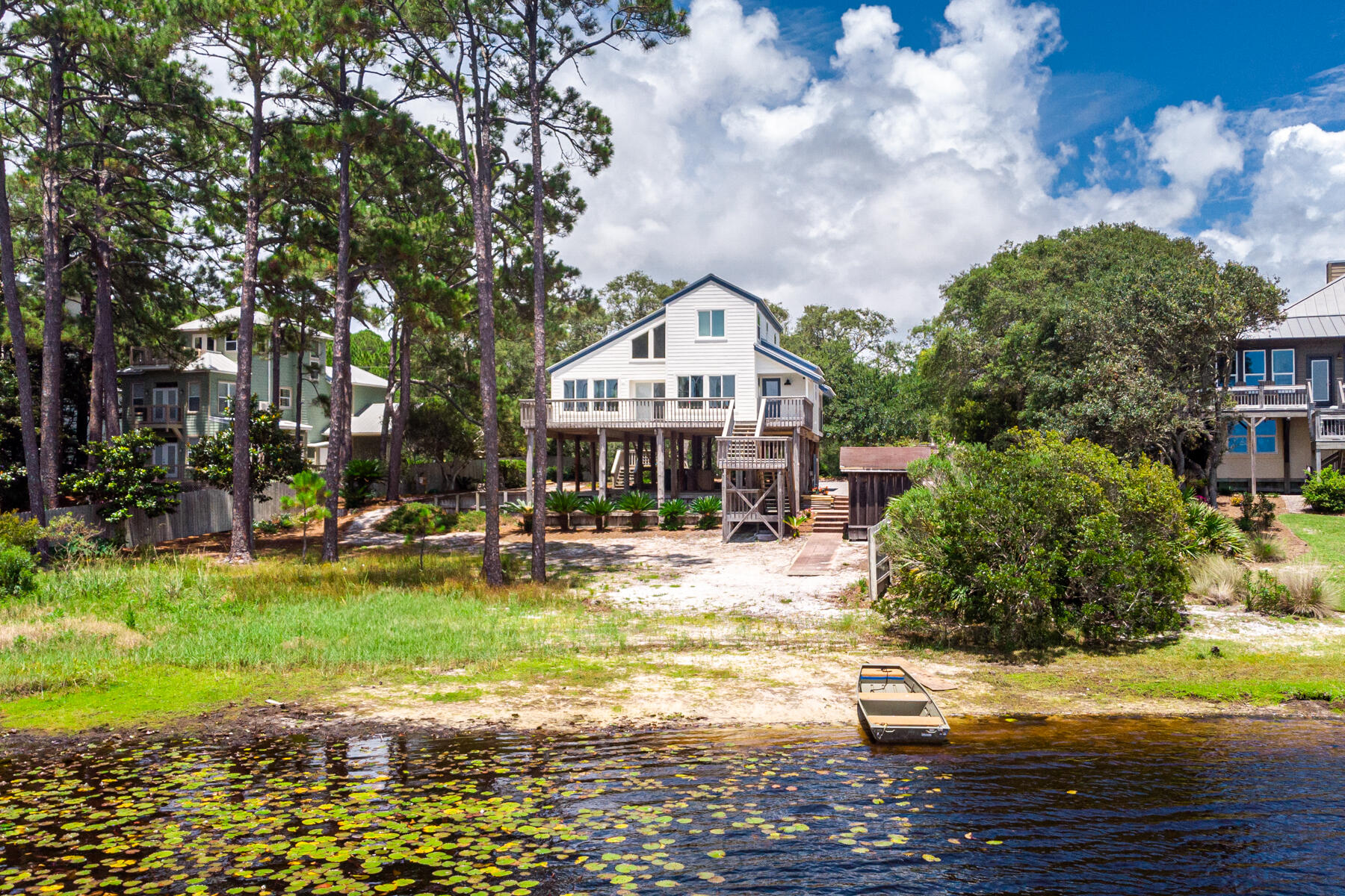 BEACH HIGHLAND - Residential