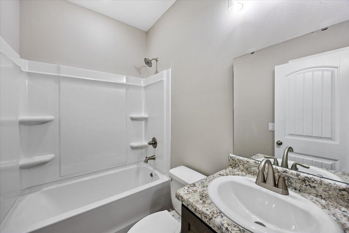 MILLS LANDING - Residential