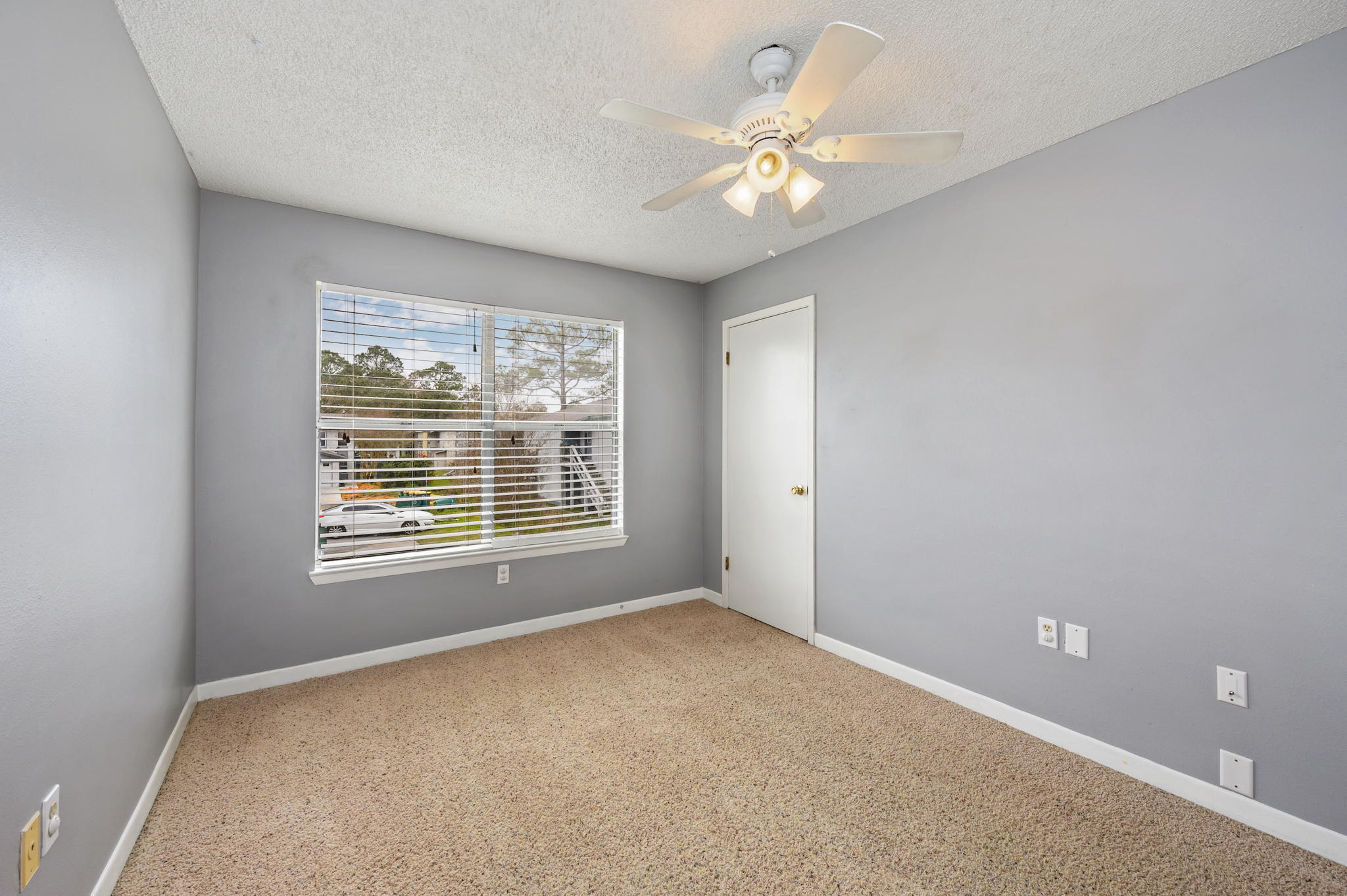 QUAIL MEADOWS - Residential