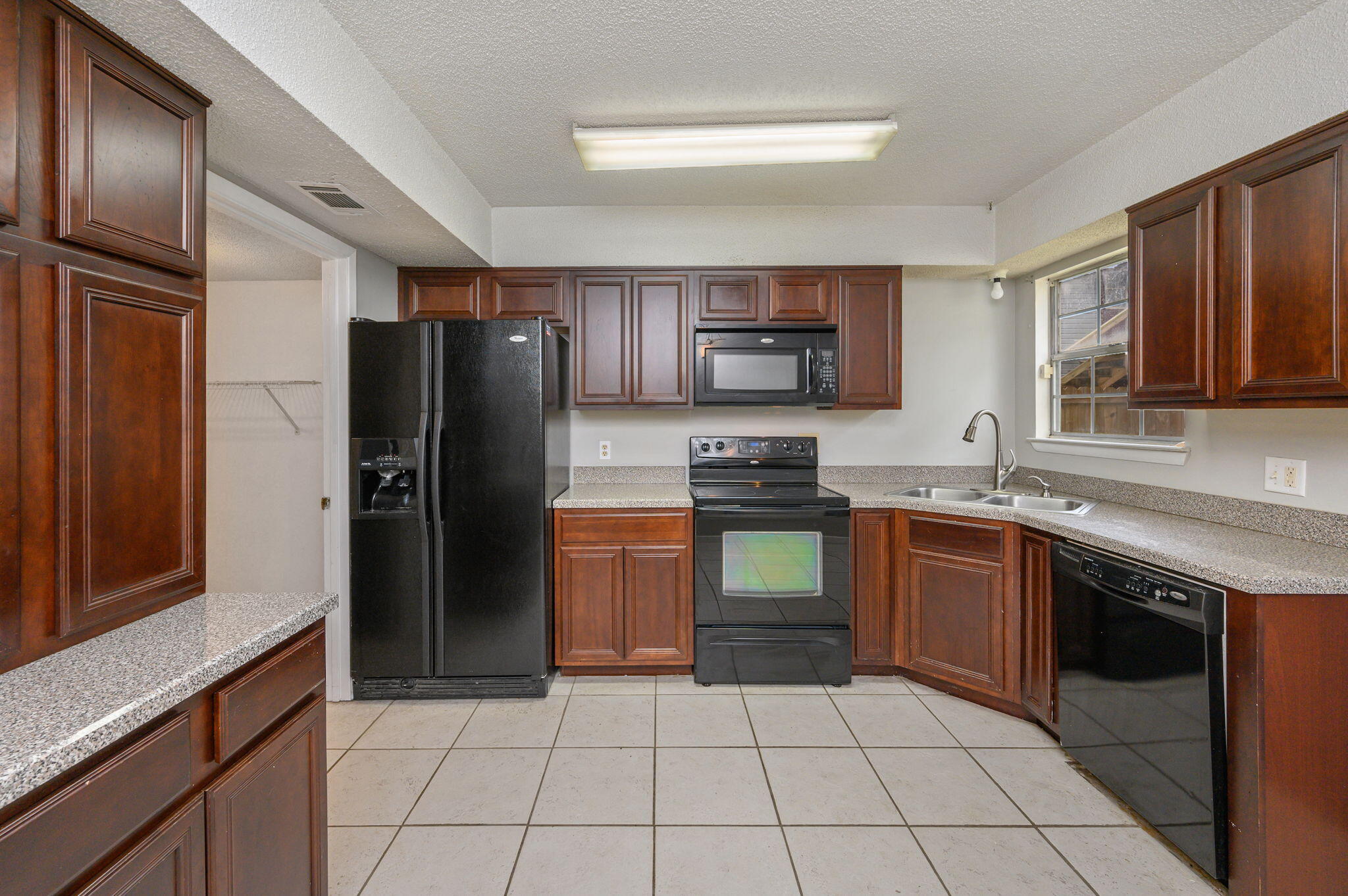 QUAIL MEADOWS - Residential