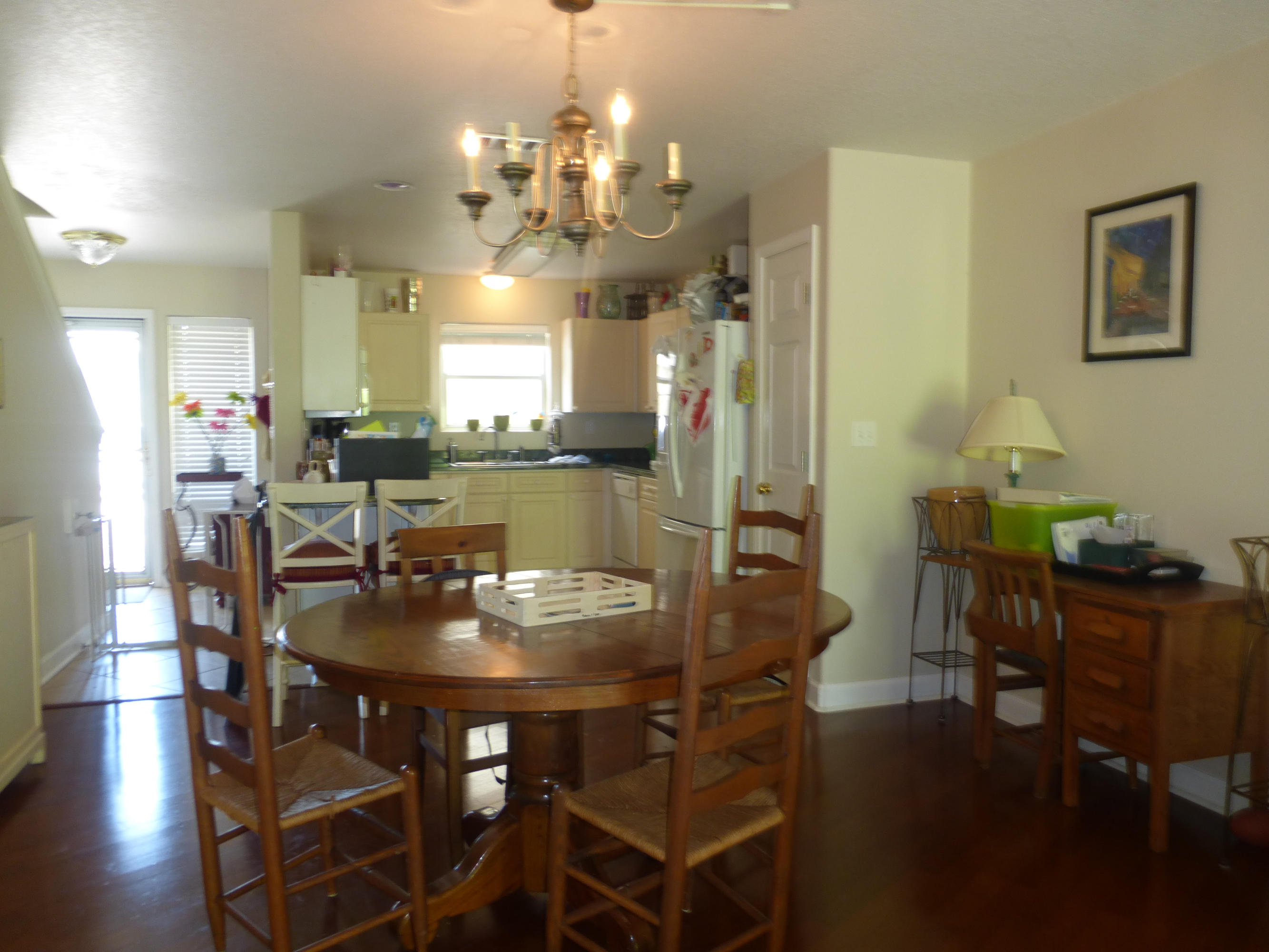 PELICAN PLACE T/H WEST - Residential