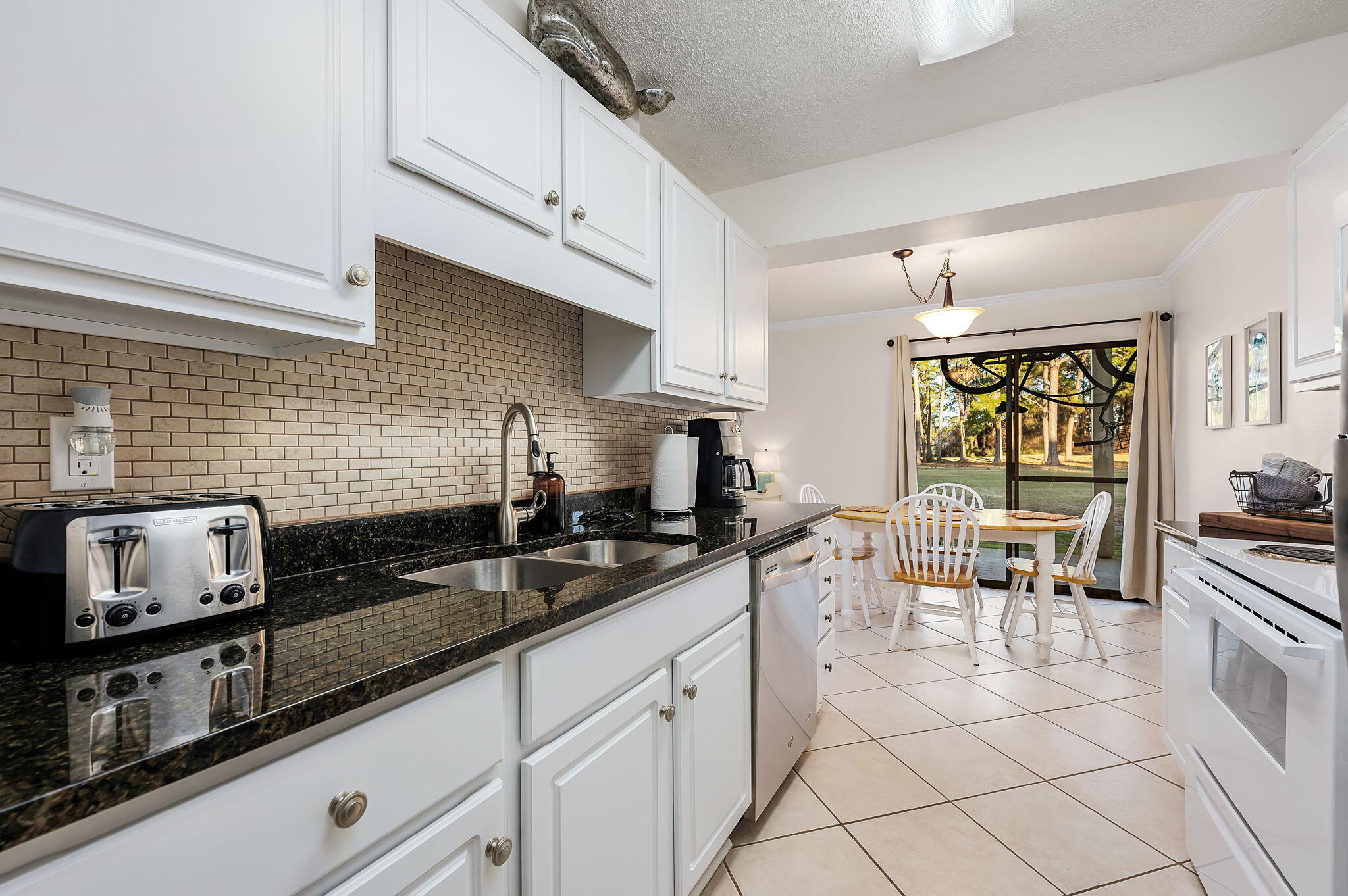 SEASCAPE CONDO GARDEN VILLA - Residential