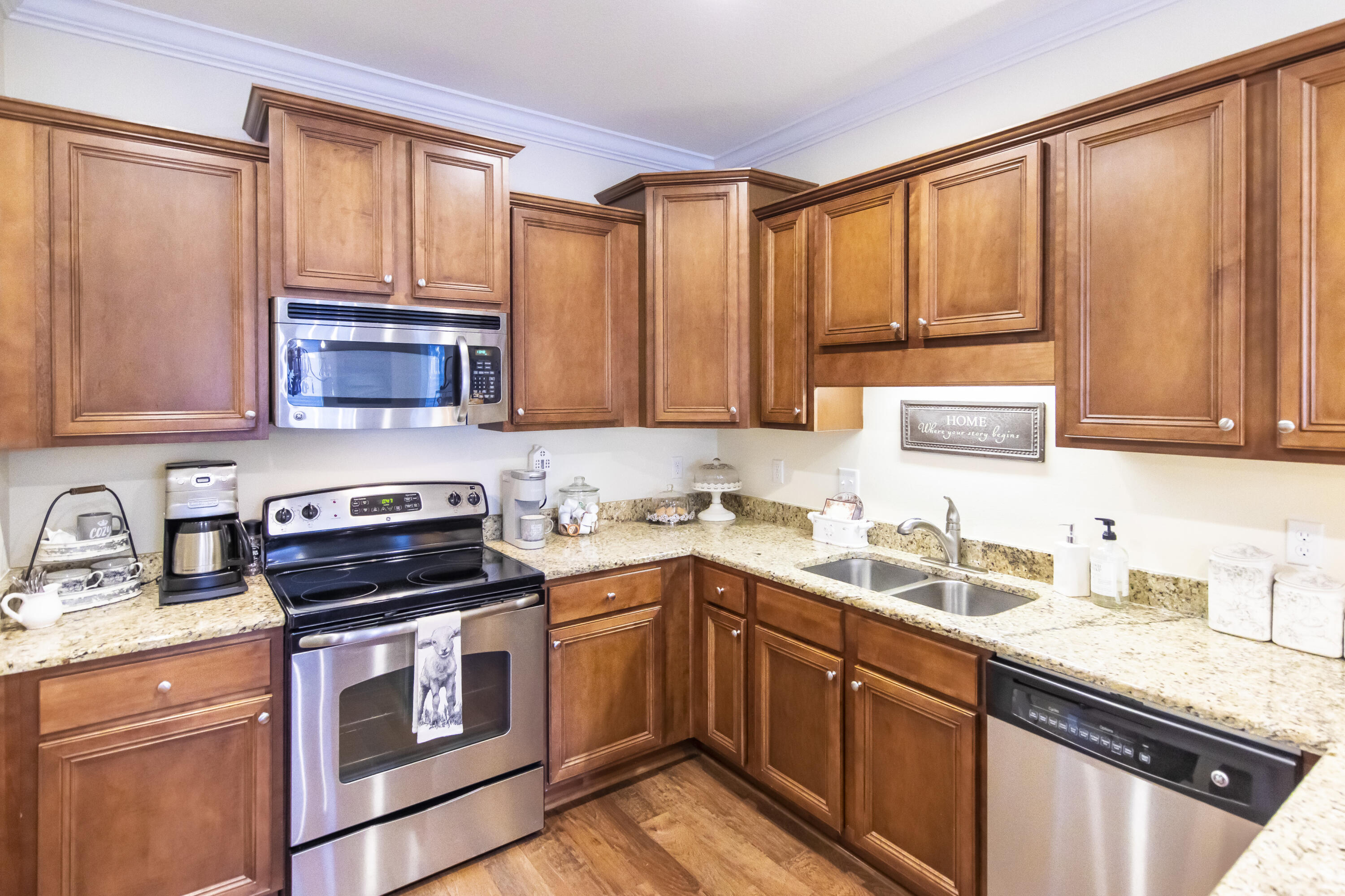 WEST SHORE PLACE - Residential