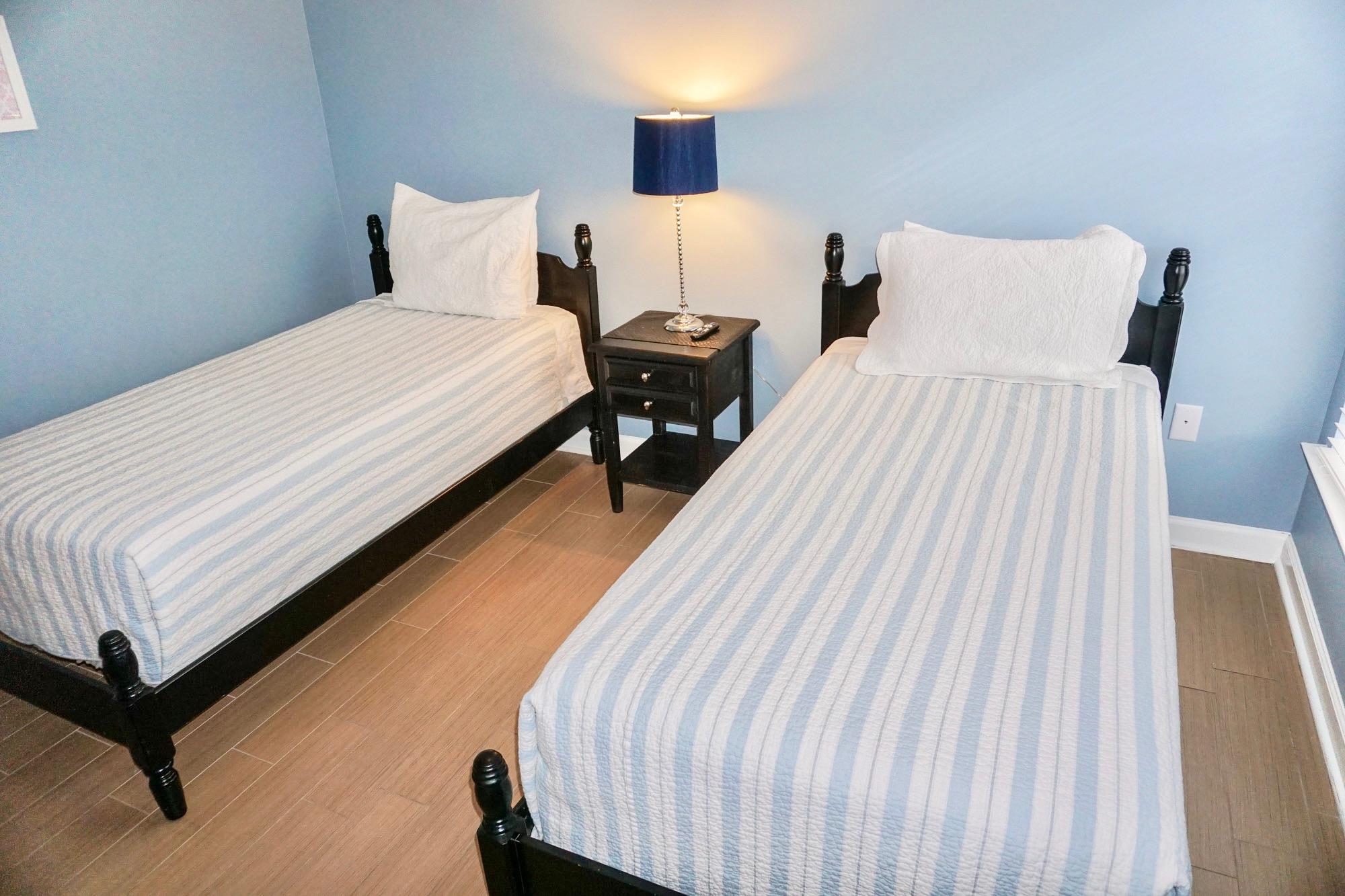 VILLAGES OF CRYSTAL BEACH - Residential