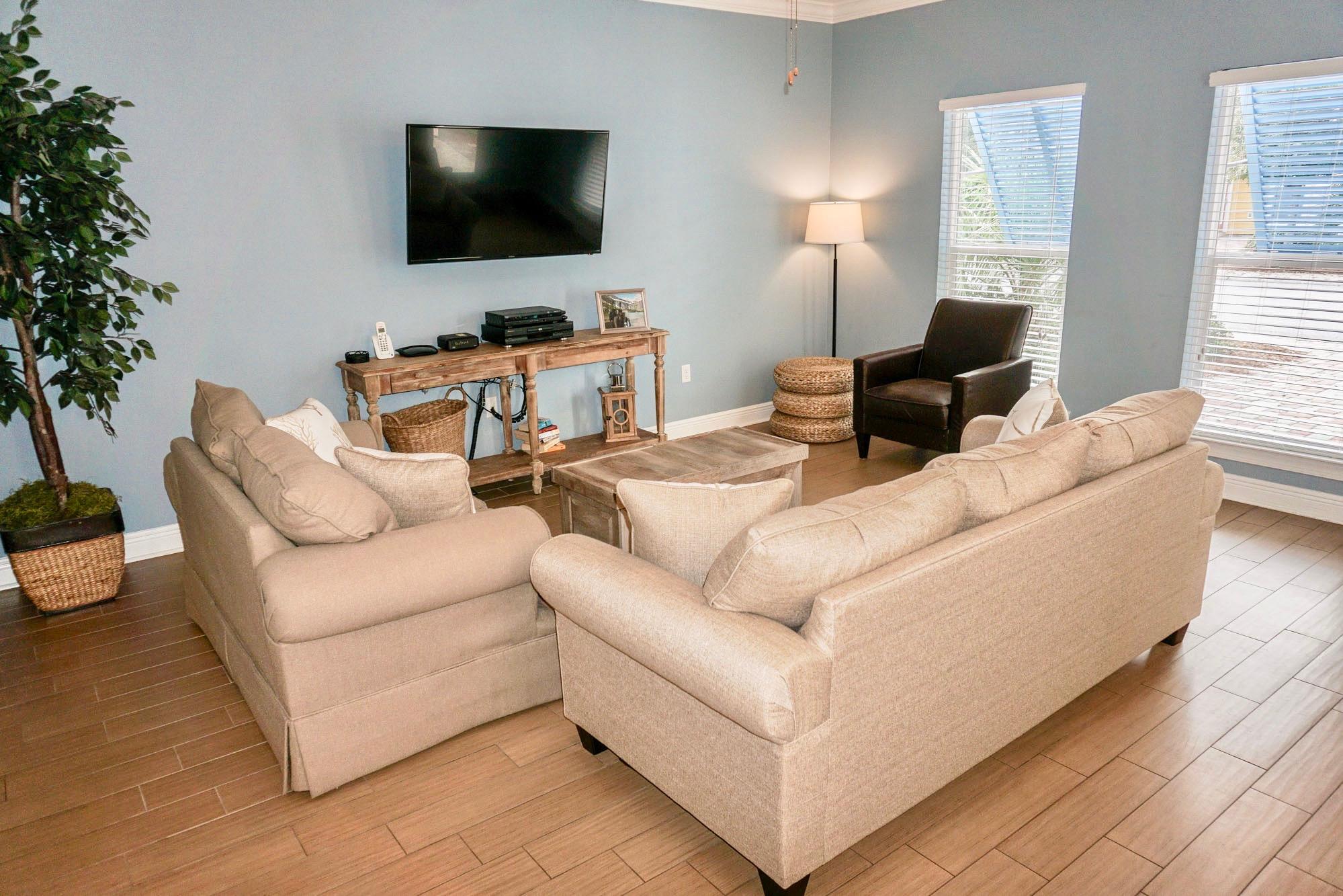 VILLAGES OF CRYSTAL BEACH - Residential