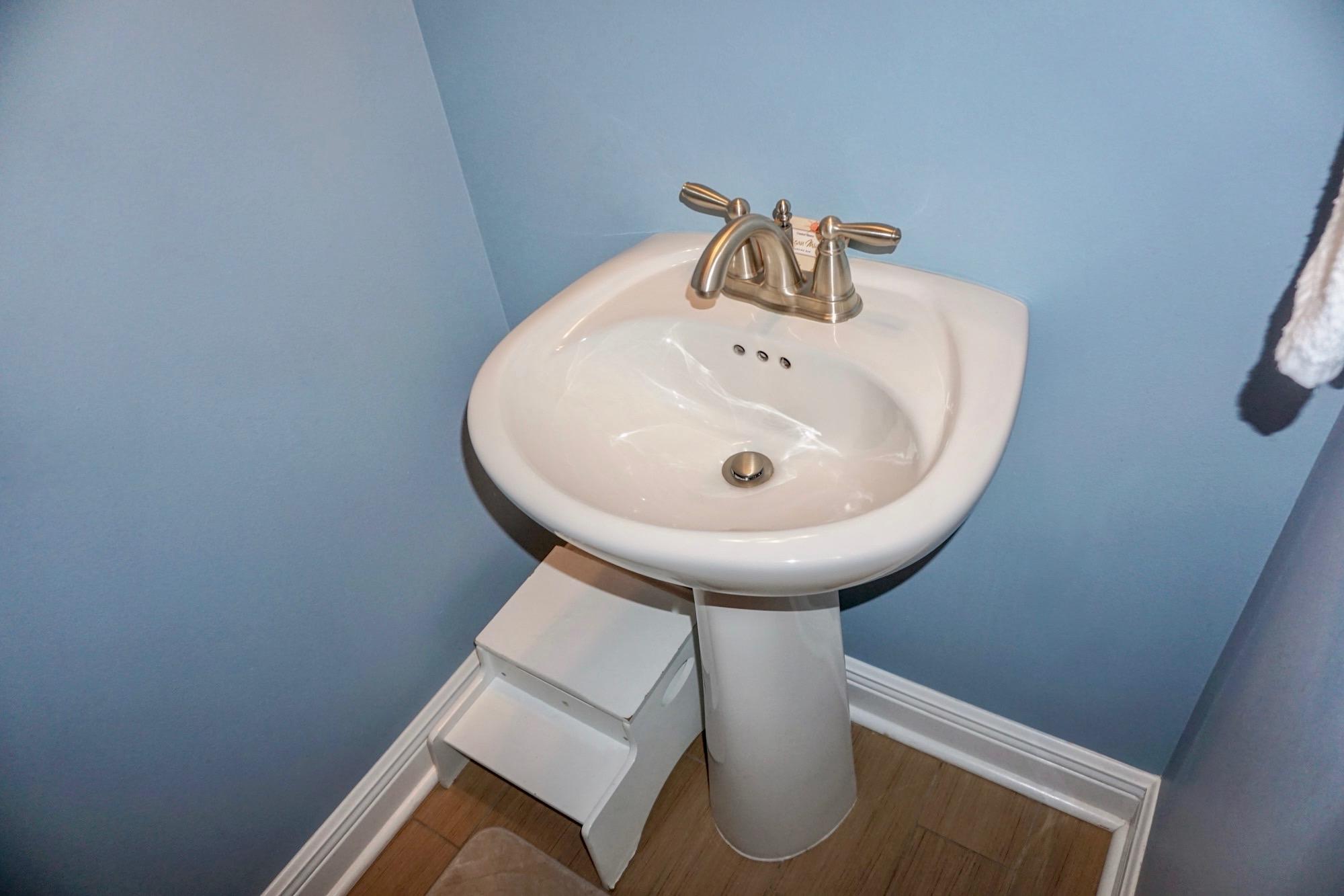 VILLAGES OF CRYSTAL BEACH - Residential