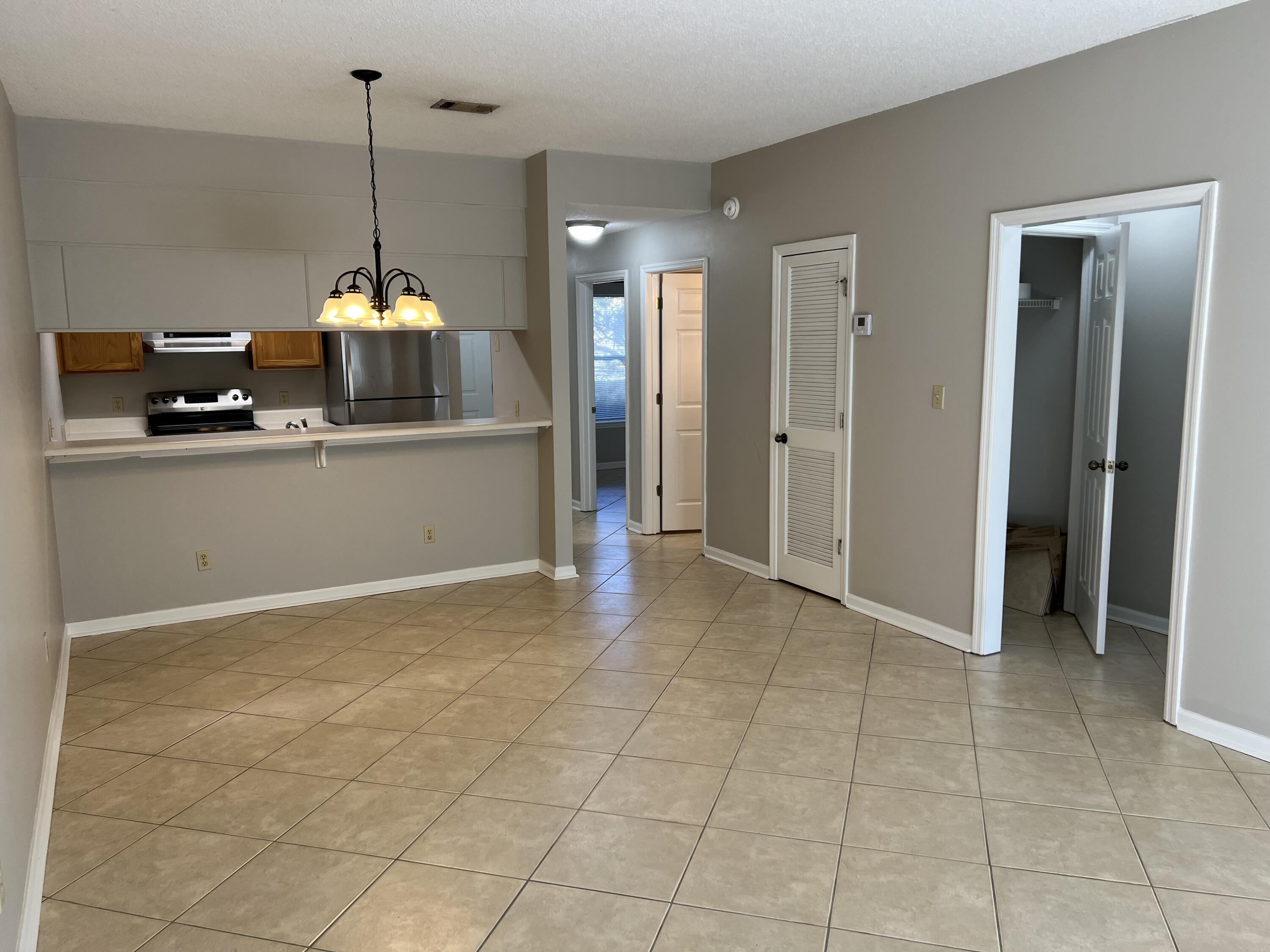 POINTE OF VIEW CONDO - Residential Lease