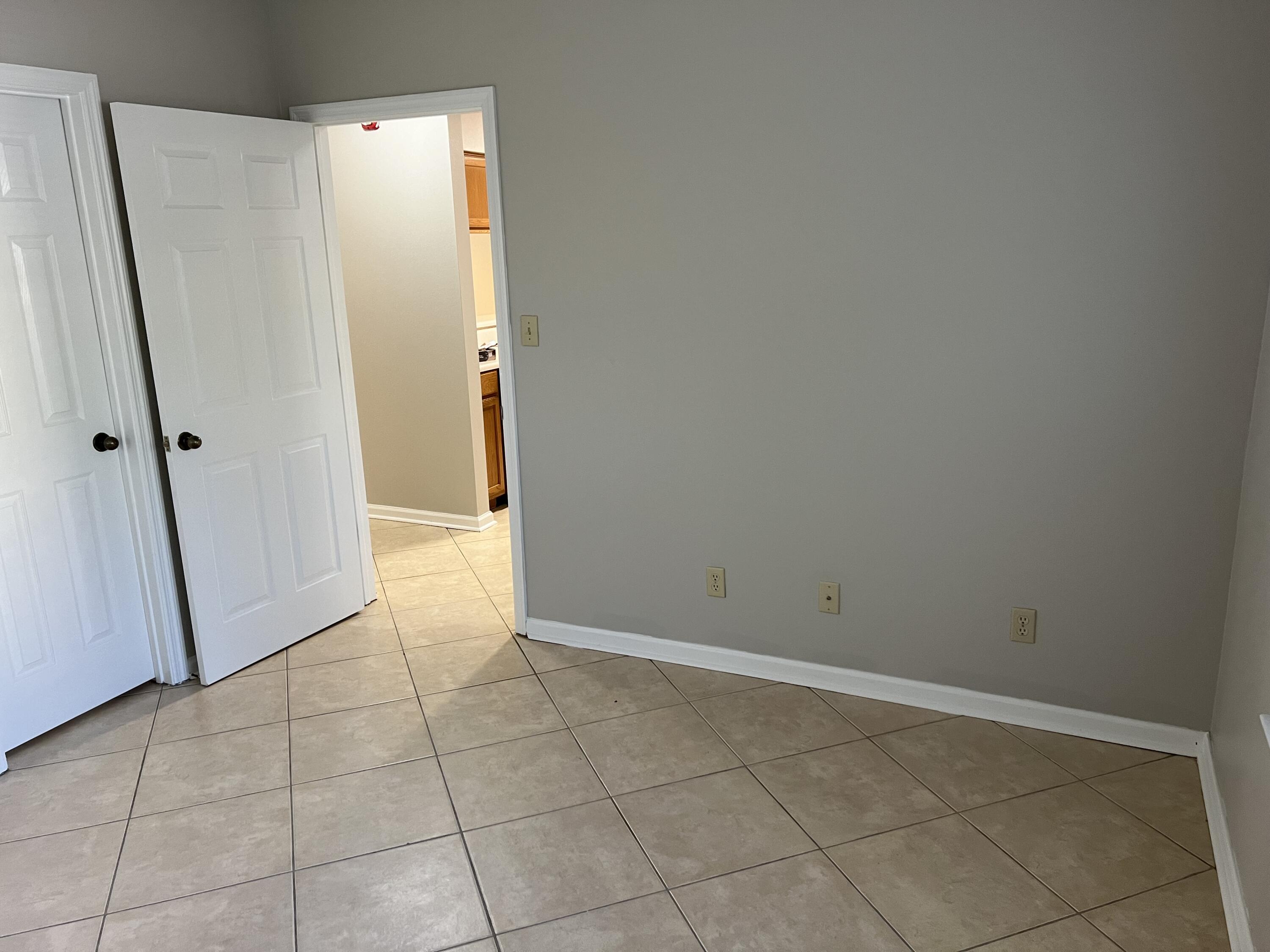 POINTE OF VIEW CONDO - Residential Lease