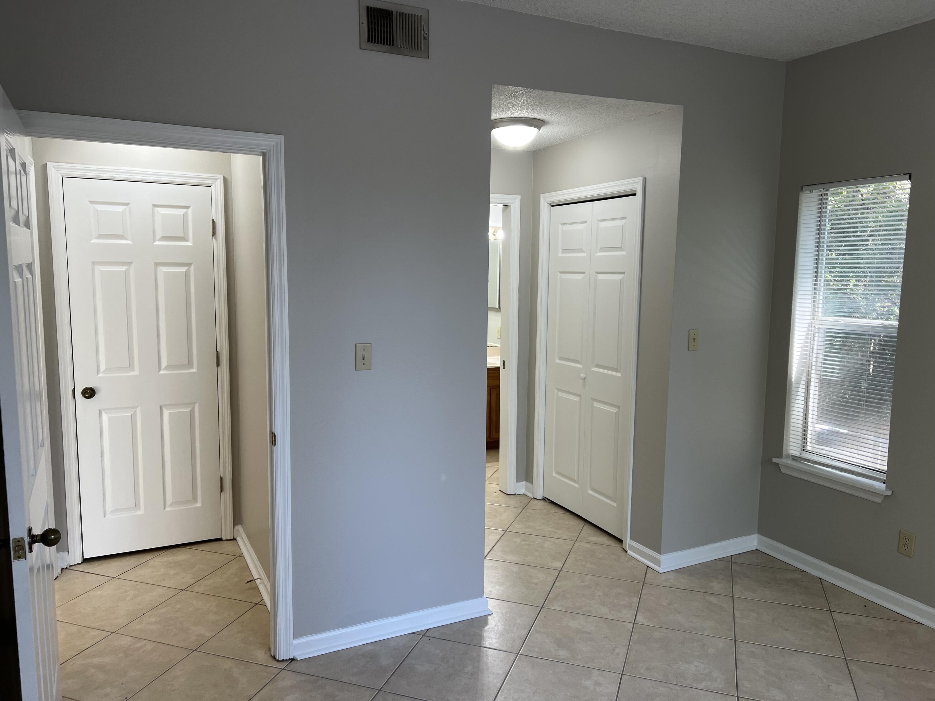 POINTE OF VIEW CONDO - Residential Lease