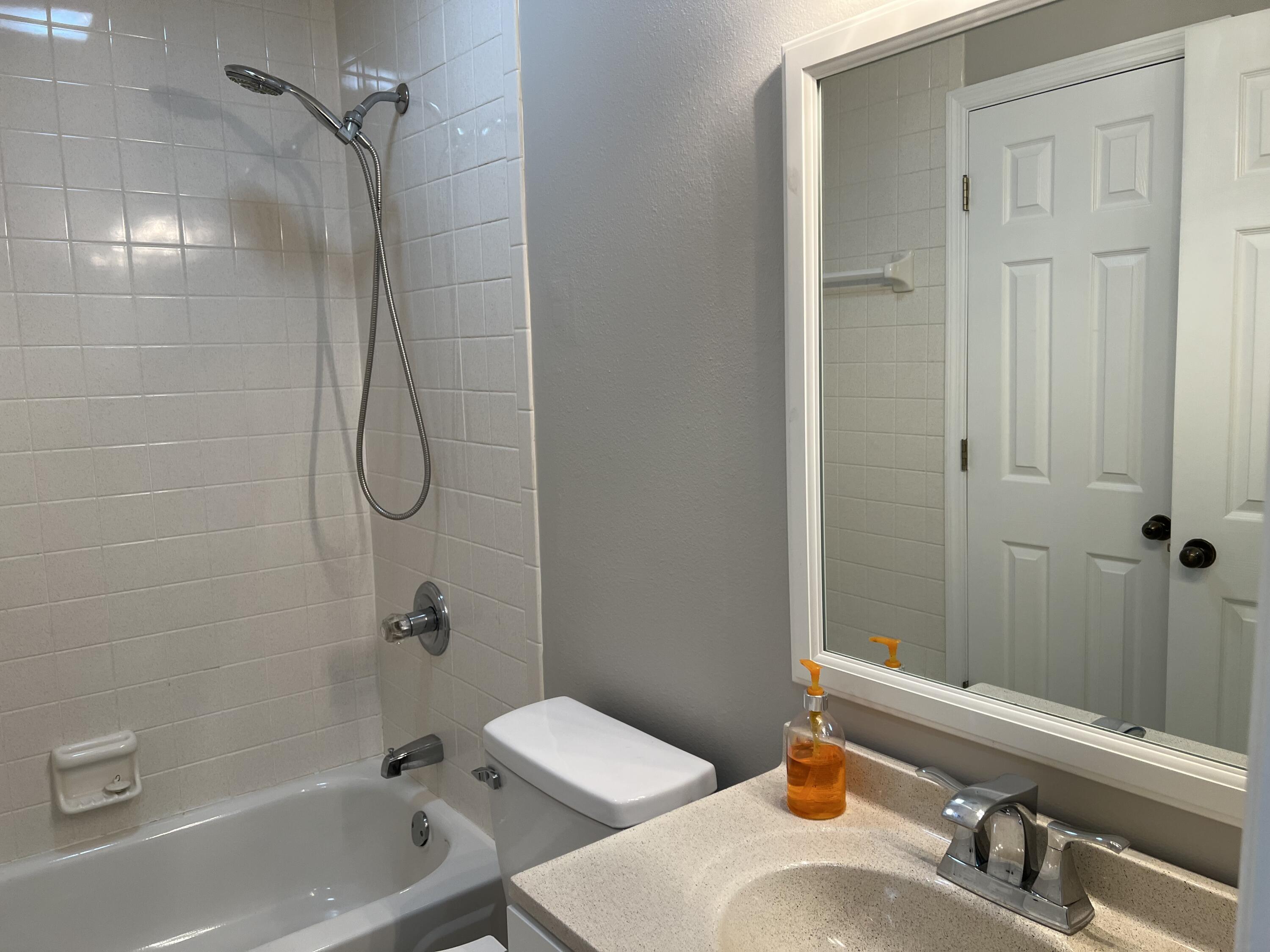 POINTE OF VIEW CONDO - Residential Lease