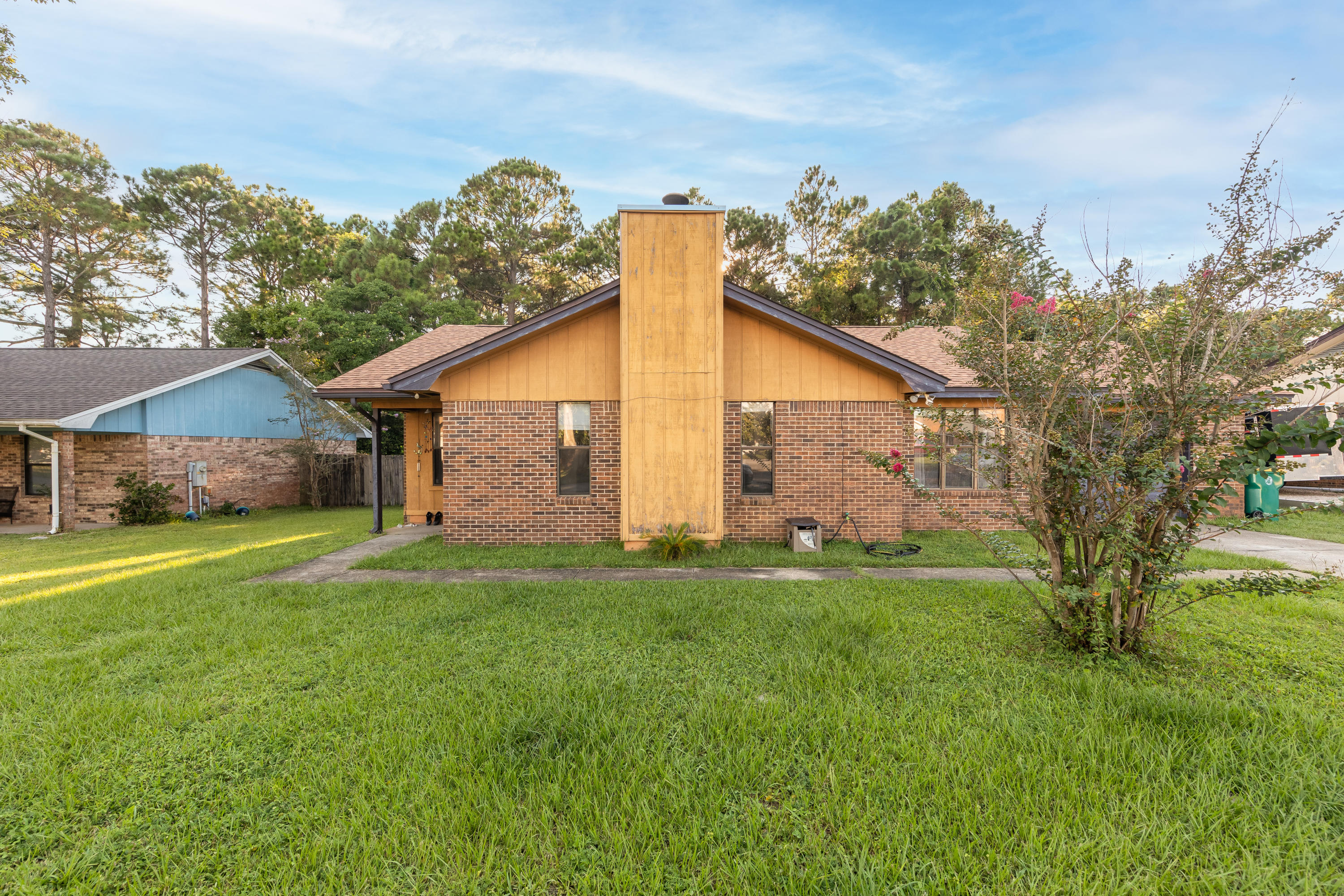 CHATEAU PRES DE LA MER - Residential