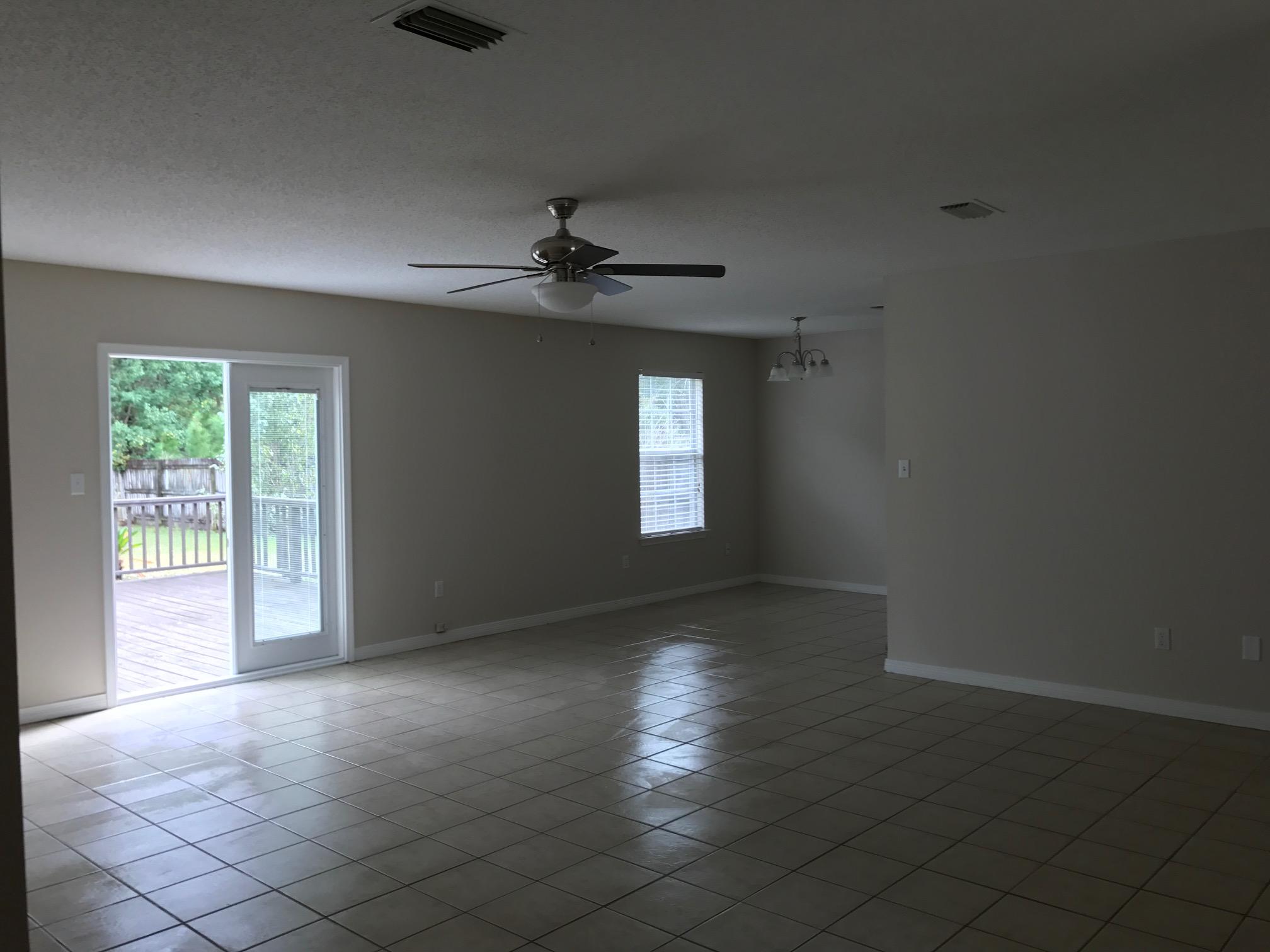 CRESCENT SHORES - Residential