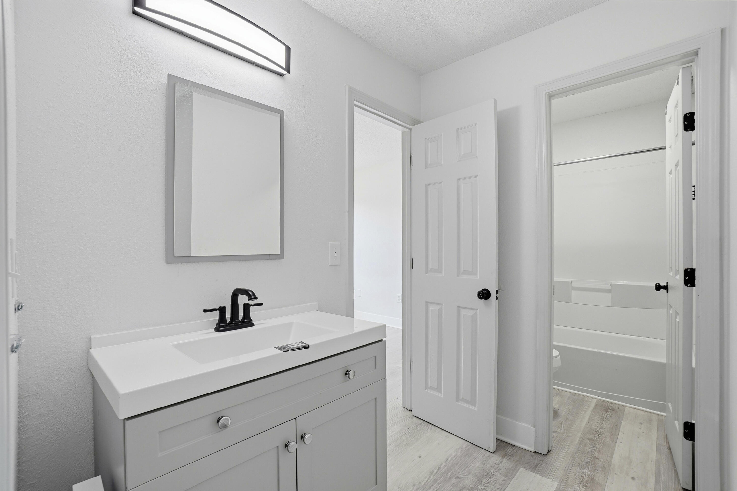 PEPPERTREE T/H - Residential